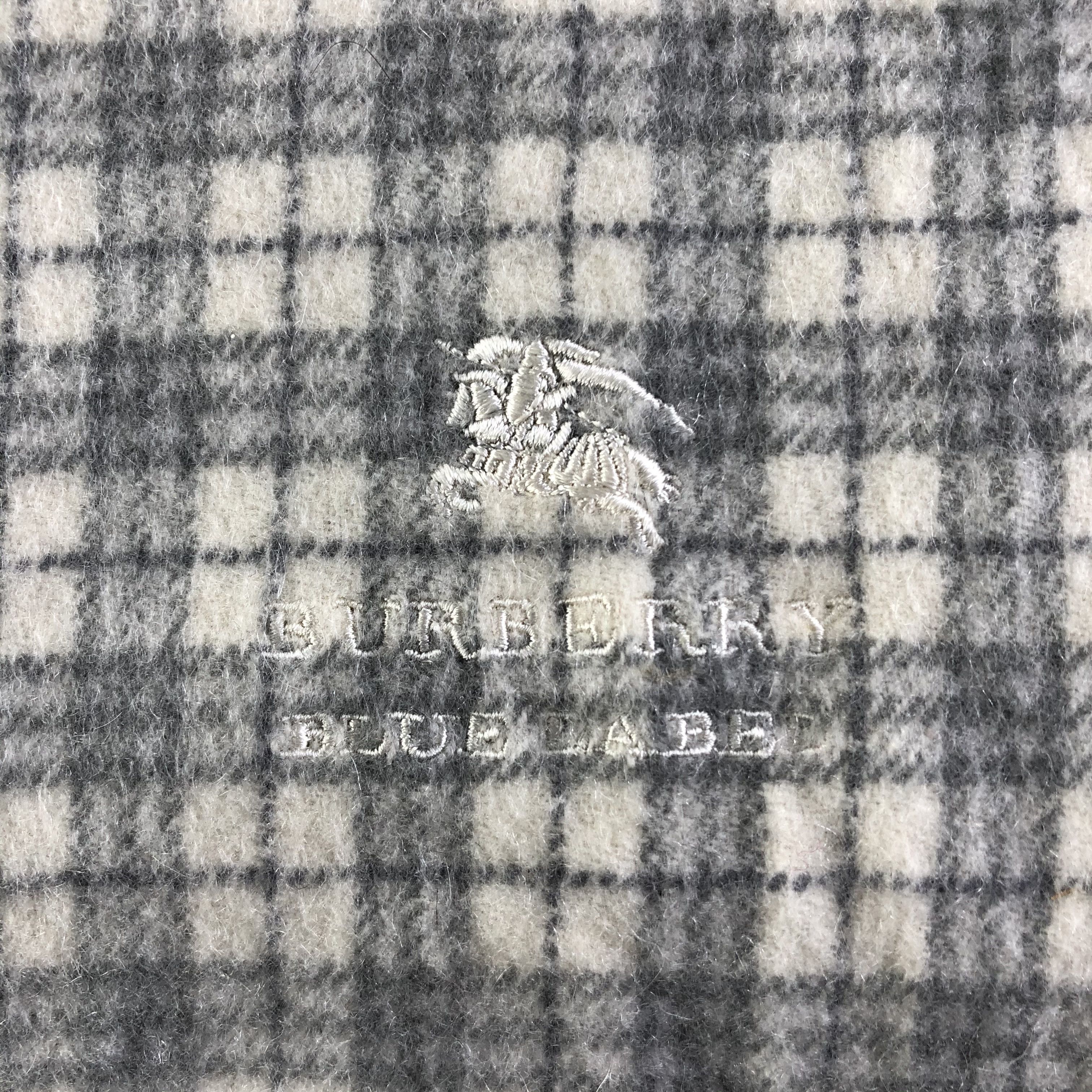 Burberry Burberry Blue Label Scarf / Muffler / Neckwear Size ONE SIZE - 4 Thumbnail