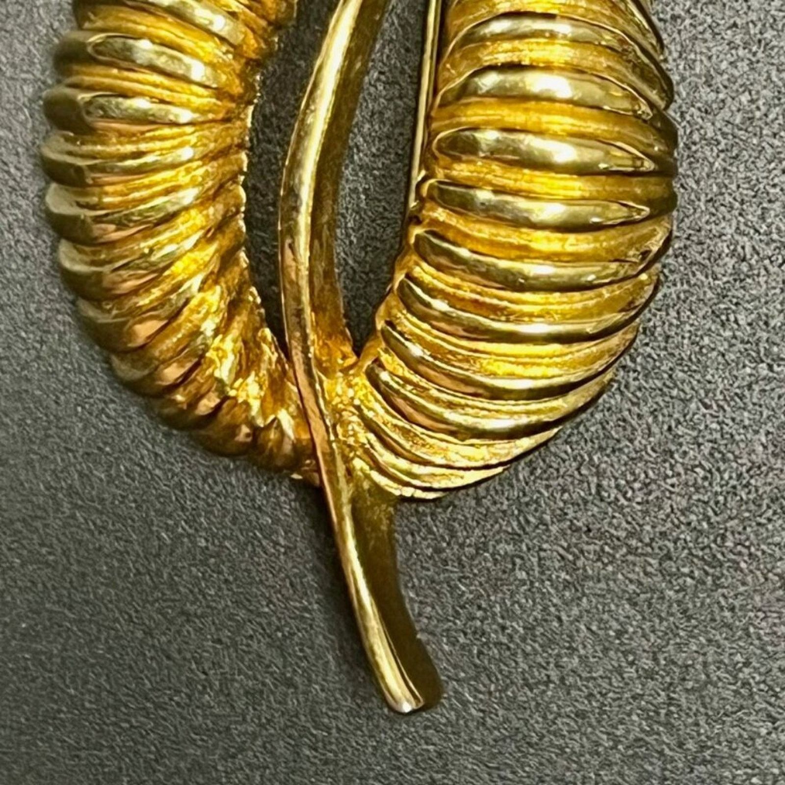& Other Stories Goldtone Leaf, 2.75 x 1.5”, Clean, VGC Size ONE SIZE - 3 Thumbnail