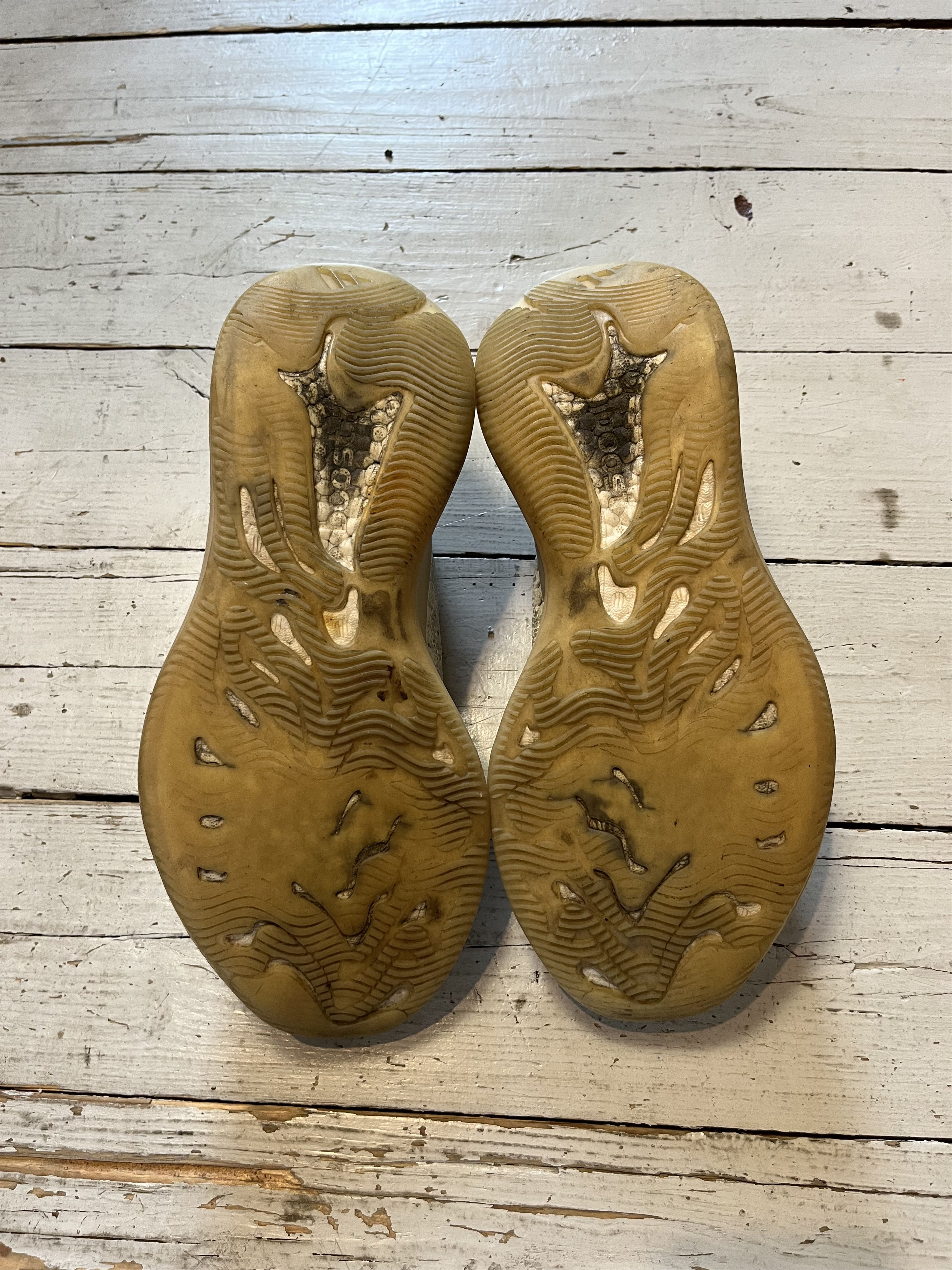 Adidas × Kanye West × Yeezy Adidas Yeezy Boost 380 Alien Size US 10 / EU 43 - 5 Thumbnail