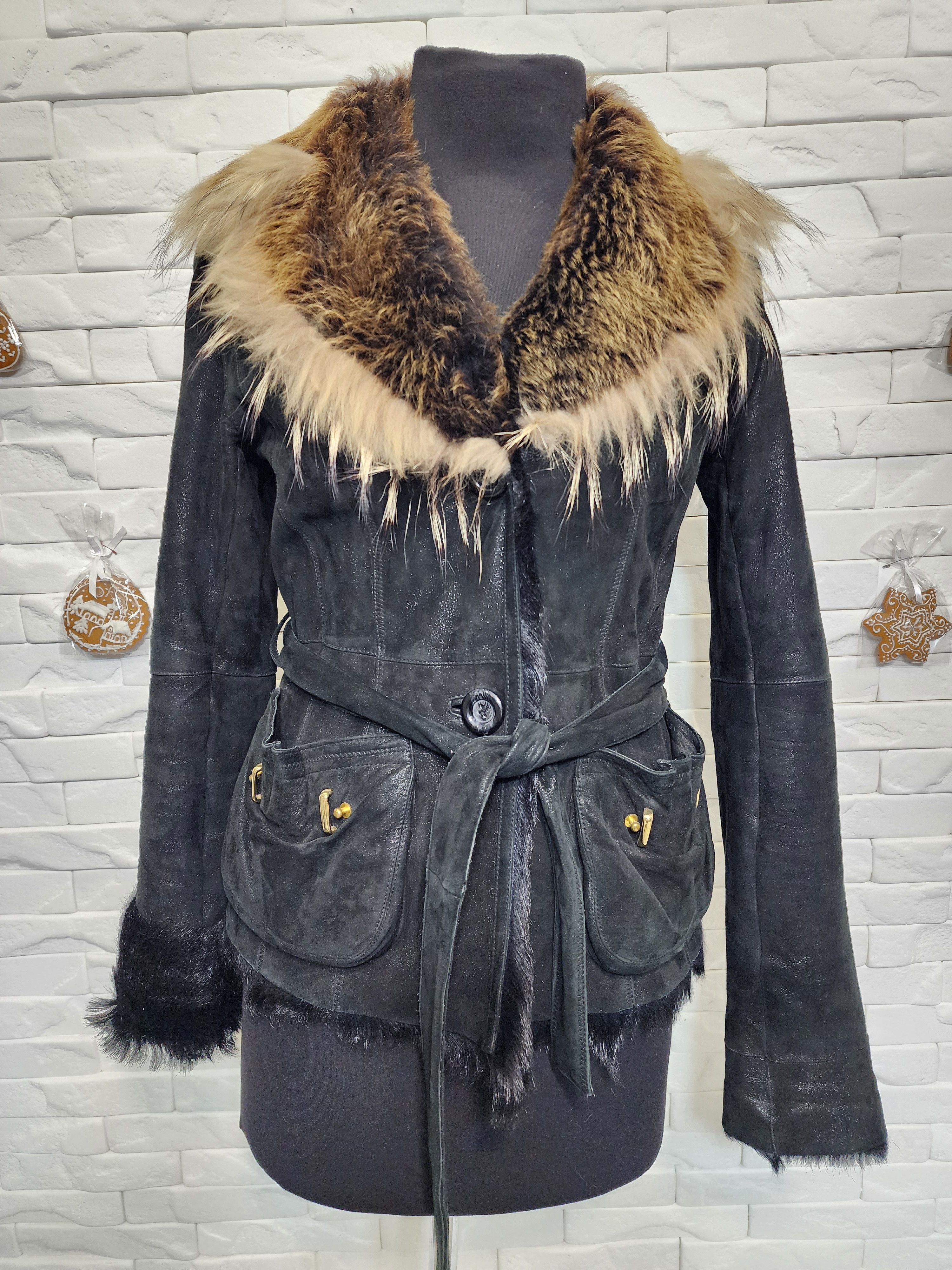 Furla Black Sheepskin Coat: Genuine Fur Collar, Belted Winter Coat Size M / US 6-8 / IT 42-44 - 1 Thumbnail
