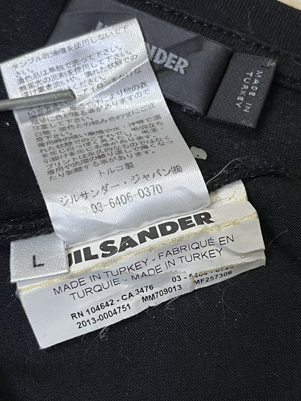 Jil Sander JIL SANDER V-NECK PLAIN TEE SHIRT. Size US L / EU 52-54 / 3 - 8 Thumbnail