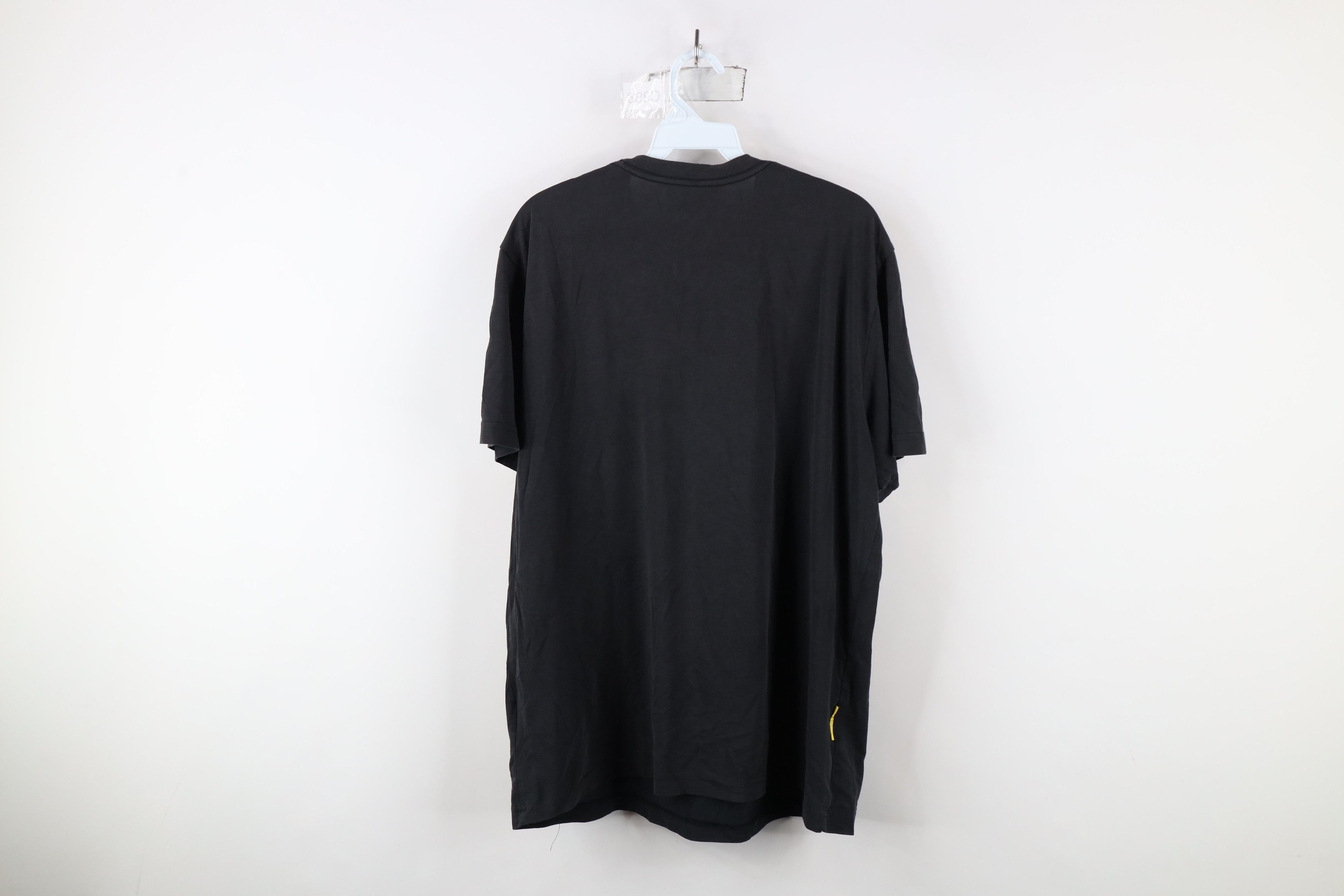 Nike × Vintage Vintage Nike Livestrong Lance Armstrong T-Shirt Black Size US L / EU 52-54 / 3 - 12 Thumbnail