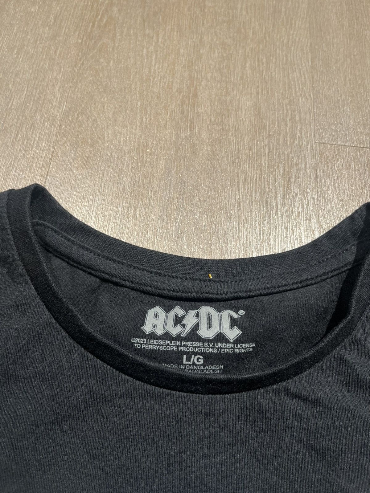 Vintage AC/DC Tank Top Shirt Large Size US L / EU 52-54 / 3 - 3 Thumbnail