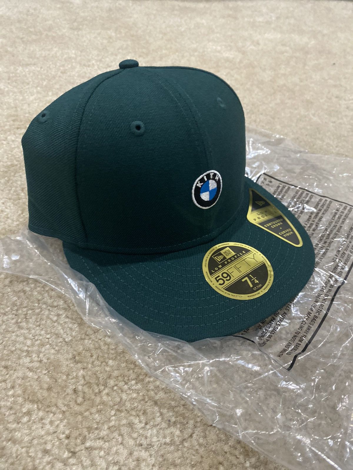 image of & New Era 7 1/4 - For Bmw Roundel Fitted Cap - in Green, Men's
