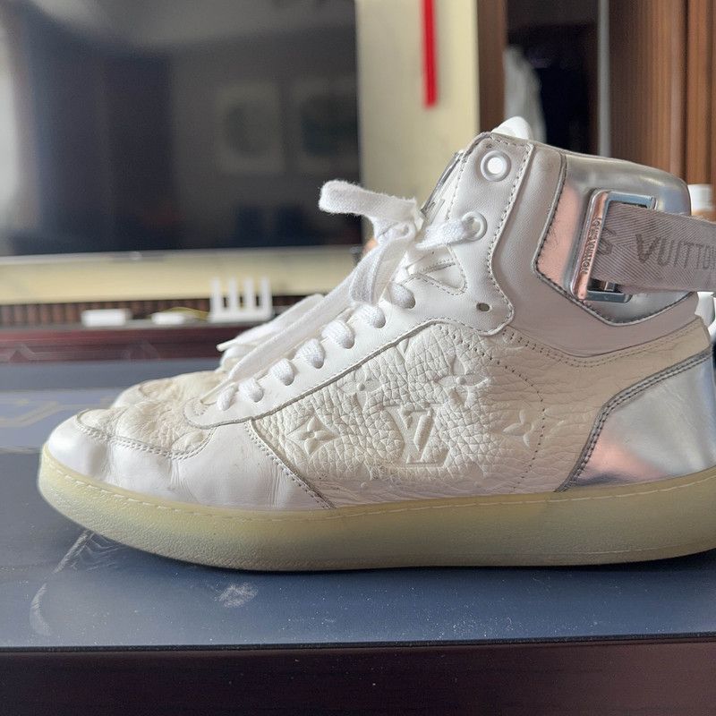 Louis Vuitton Louis Vuitton Rivoli High-Top Fashion Sneakers 0079 Size US 9 / EU 42 - 1 Thumbnail