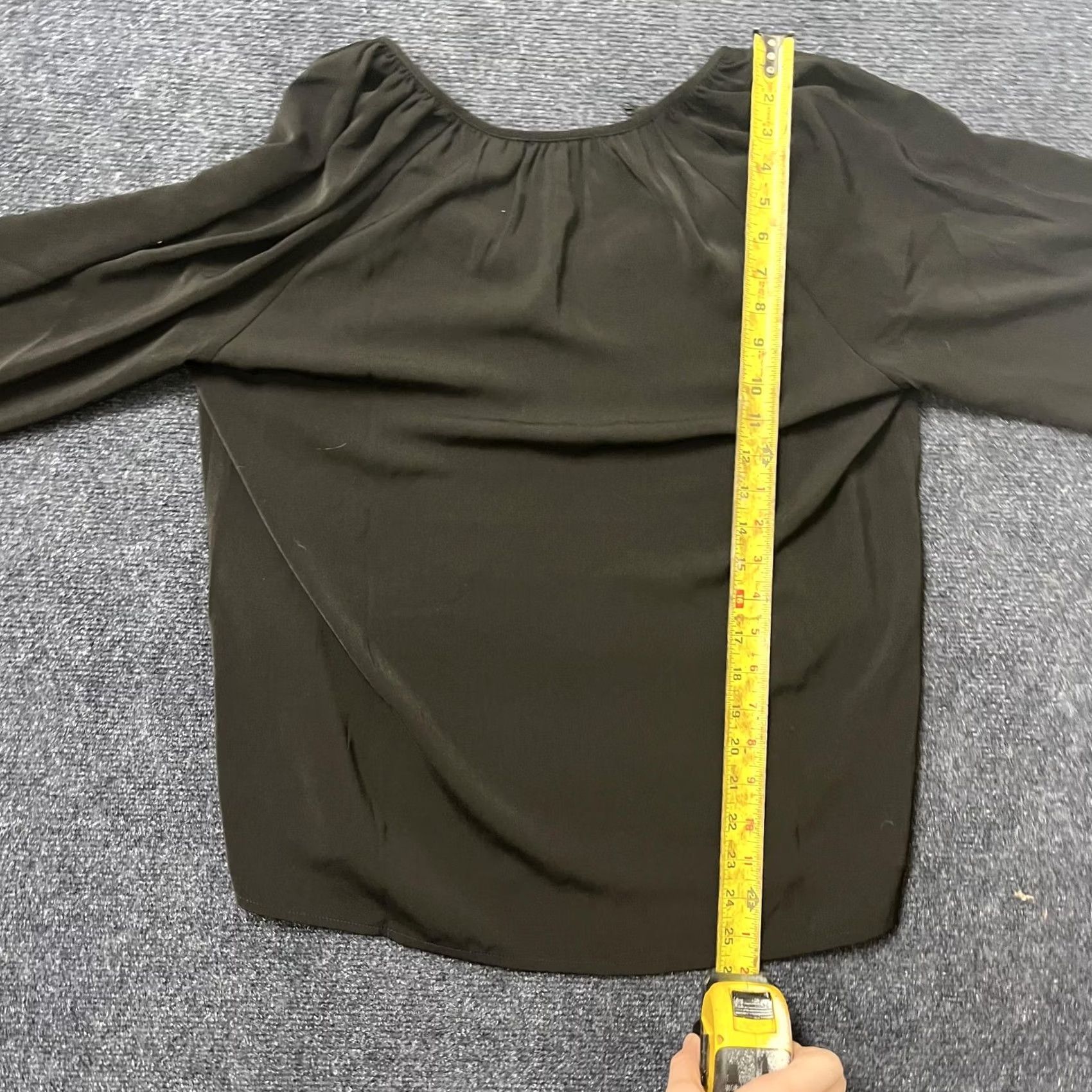 Michael Kors Michael Kors Blouse Womens Large Black Peasant Balloon Long Sleeve Button Size L / US 10 / IT 46 - 4 Thumbnail