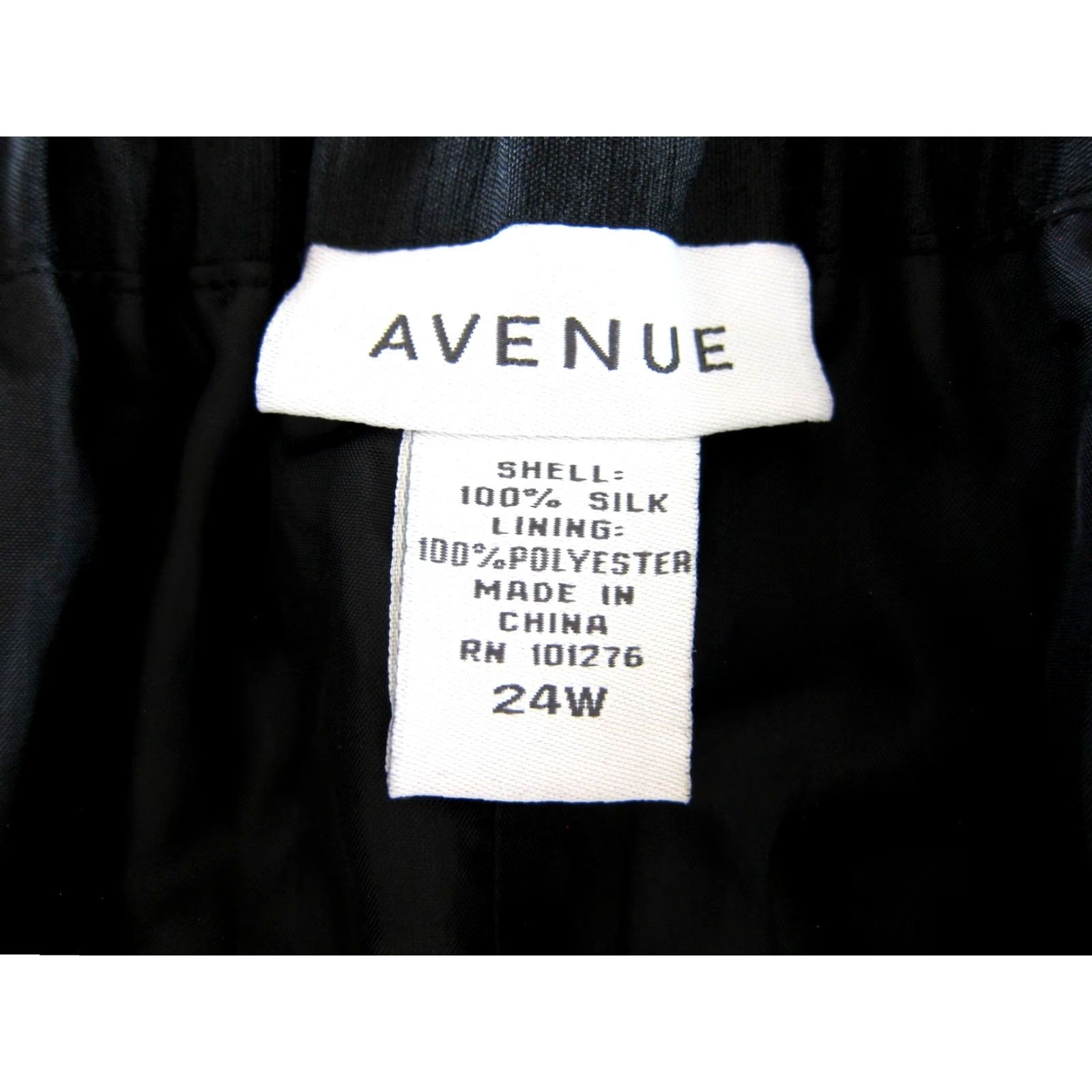 Avenue Avenue 100% Silk Classic Black Flat Front Tapered Chino Pant Women Size 24 Size 42" / US 20 - 3 Thumbnail