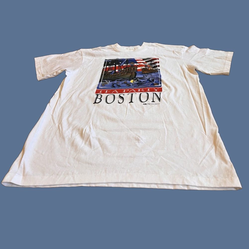 Prince VINTAGE Princess Cruises Boston Tea Party Shirt Men’s XL White 90s Logo Cotton Short Sleeve Crew Neck T-Shirt Mens Size US XL / EU 56 / 4 - 1 Thumbnail
