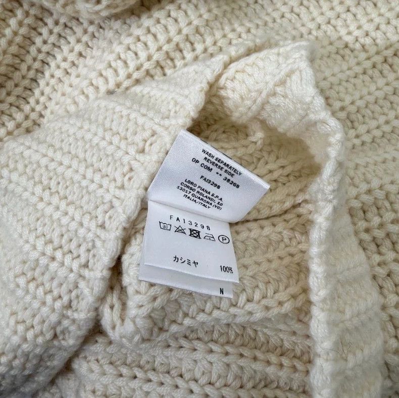 Ermenegildo Zegna Loro Piana Women's Cashmere Turtleneck Sweater Size US L / EU 52-54 / 3 - 5 Thumbnail