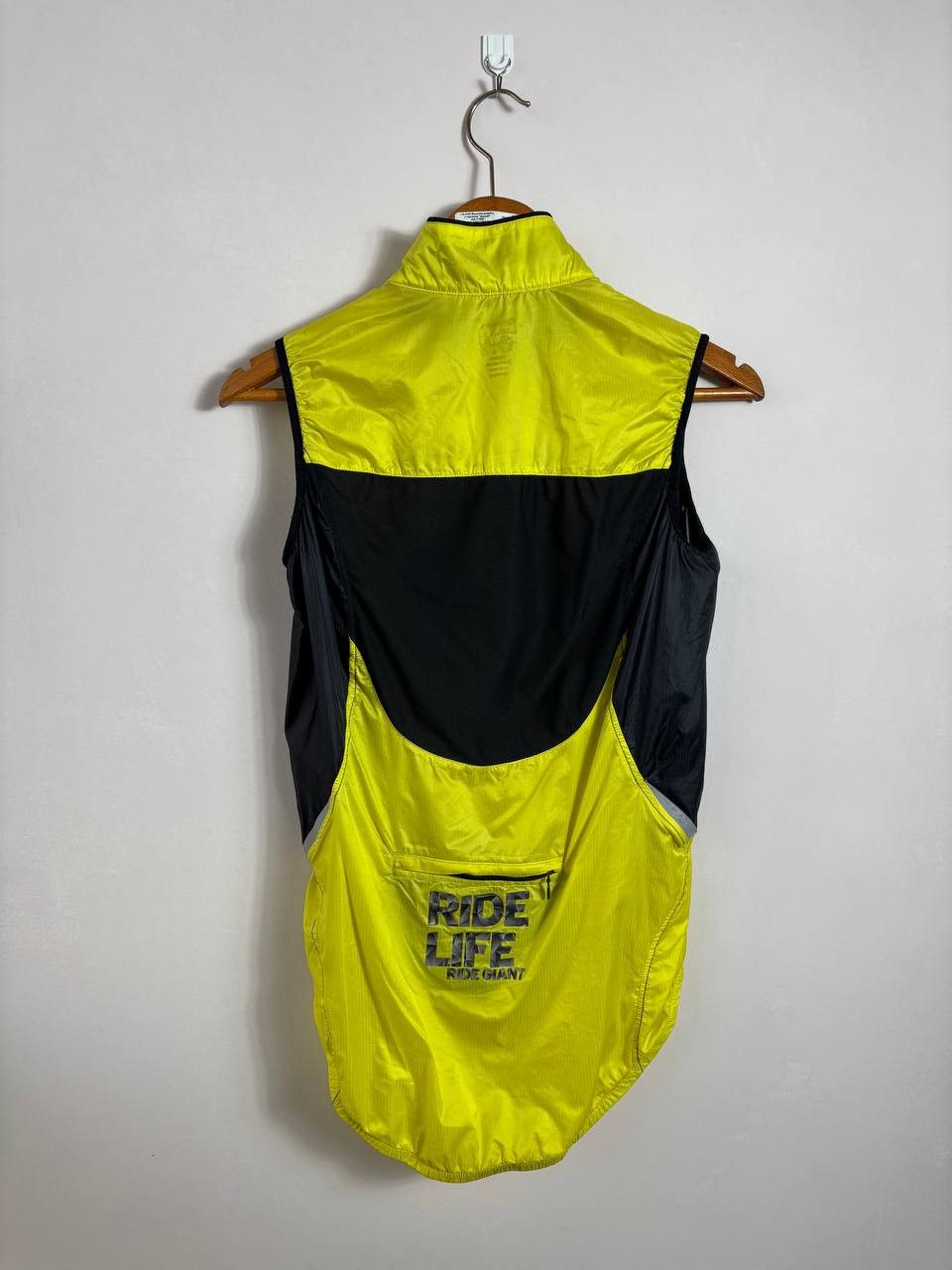 Giant Giant Super Light Windbreaker Ride Vest Run Cycle Size US S / EU 44-46 / 1 - 5 Thumbnail