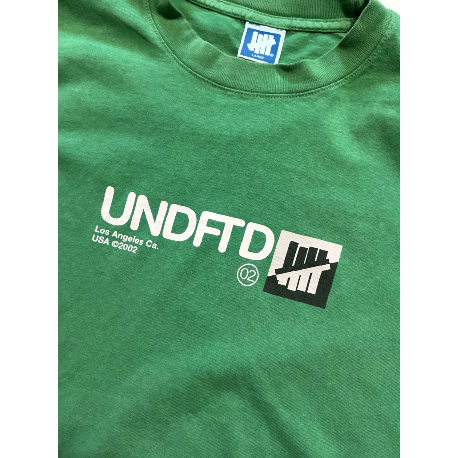 Undefeated VINTAGE Undefeated UNDFTD Los Angeles Five Strike Green Graphic 2002 S/S T-Shirt Sz. L Mens Shirt Green 2002 Five Strike UNDFTD LA SVG Size US L / EU 52-54 / 3 - 7 Thumbnail