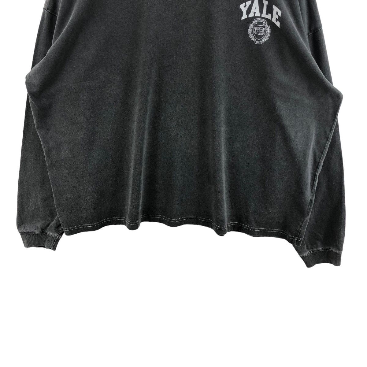 Vintage Pick!! Vtg YALE UNIVERSITY Long Sleeve Tshirt Size US XXL / EU 58 / 5 - 4 Thumbnail