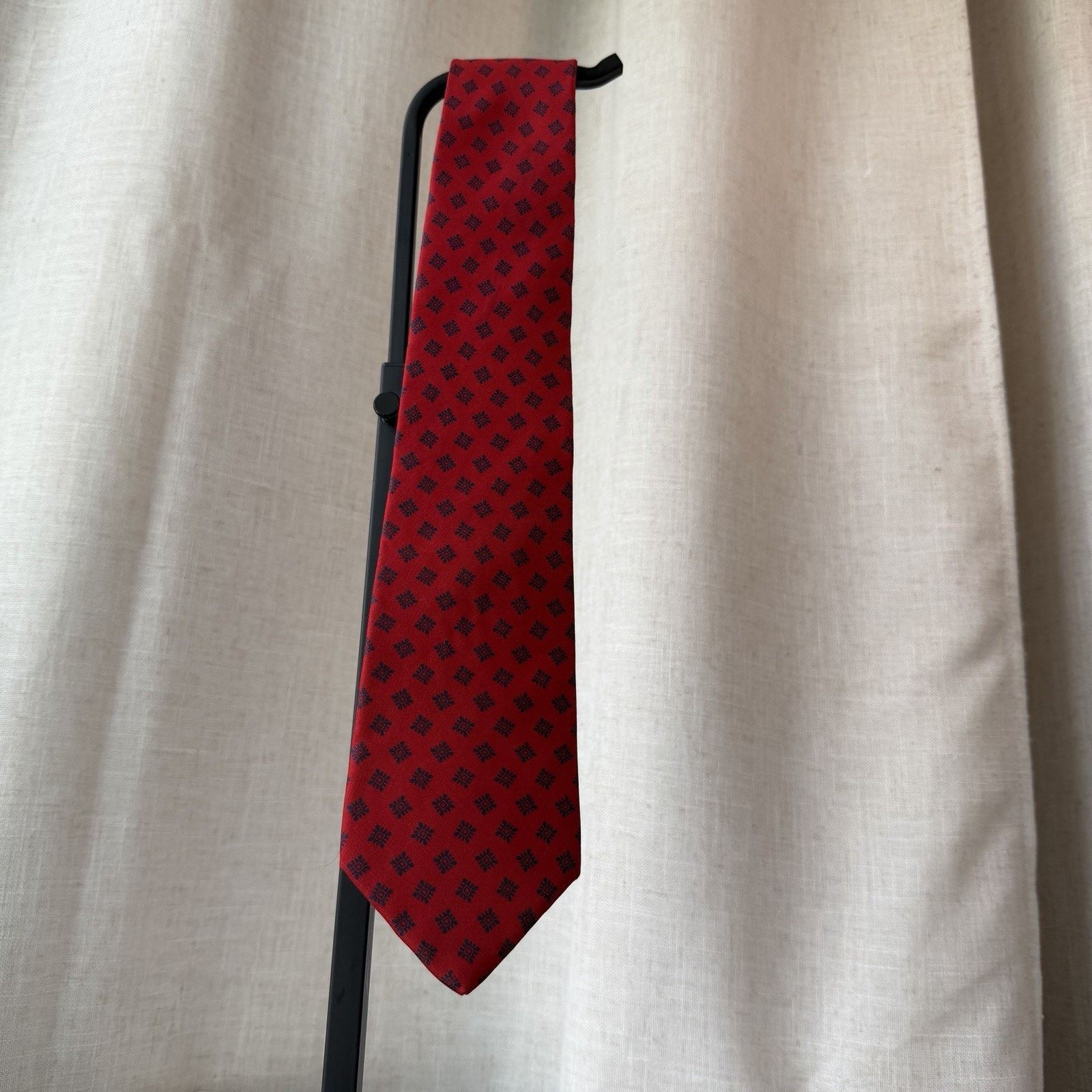 Tommy Hilfiger Tommy Hilfiger Vintage Red Silk Tie | Made in USA 1990s Size ONE SIZE - 13 Thumbnail