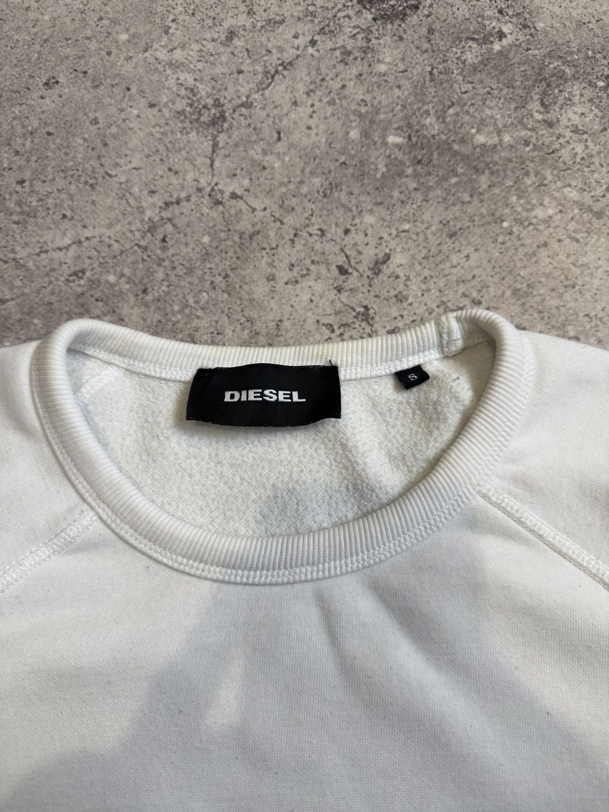 Diesel Vintage Diesel Cracked Logo Effect White Sweatshirt Size US S / EU 44-46 / 1 - 4 Thumbnail