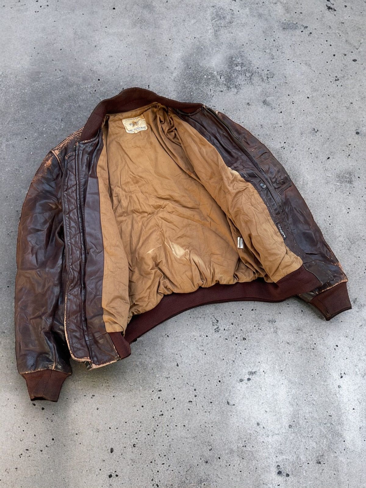 Golden Bear 🔥Vintage Golden Bear Genuine Leather Flight Bomber Jacket Size US M / EU 48-50 / 2 - 6 Thumbnail