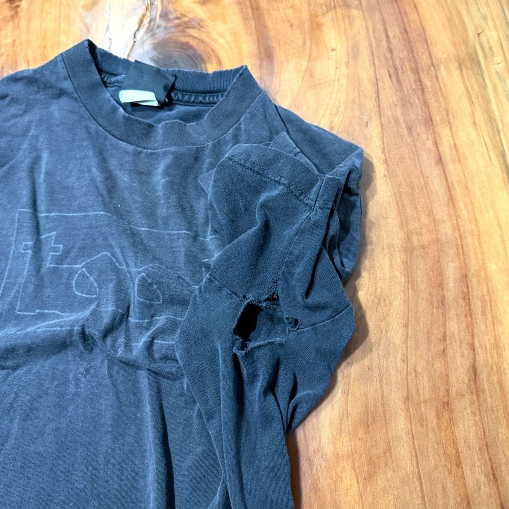 Vintage VINTAGE Giant T-Shirt Men Medium Black 90s Distressed Crew Neck Y2k Lateralus 2001 Band Giant Shirt Mens Size US M / EU 48-50 / 2 - 5 Thumbnail