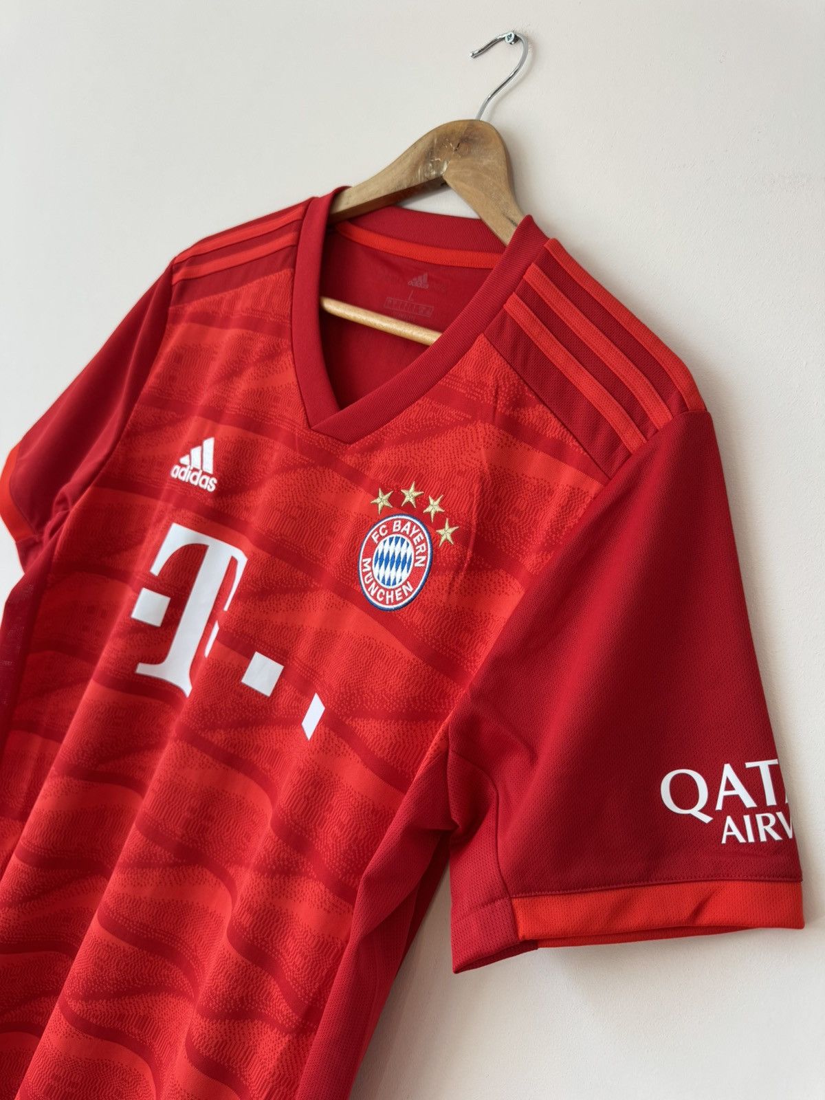 Adidas Bayern Munich 2019-2020 Home Soccer Jersey Football Shirt Size US L / EU 52-54 / 3 - 5 Thumbnail