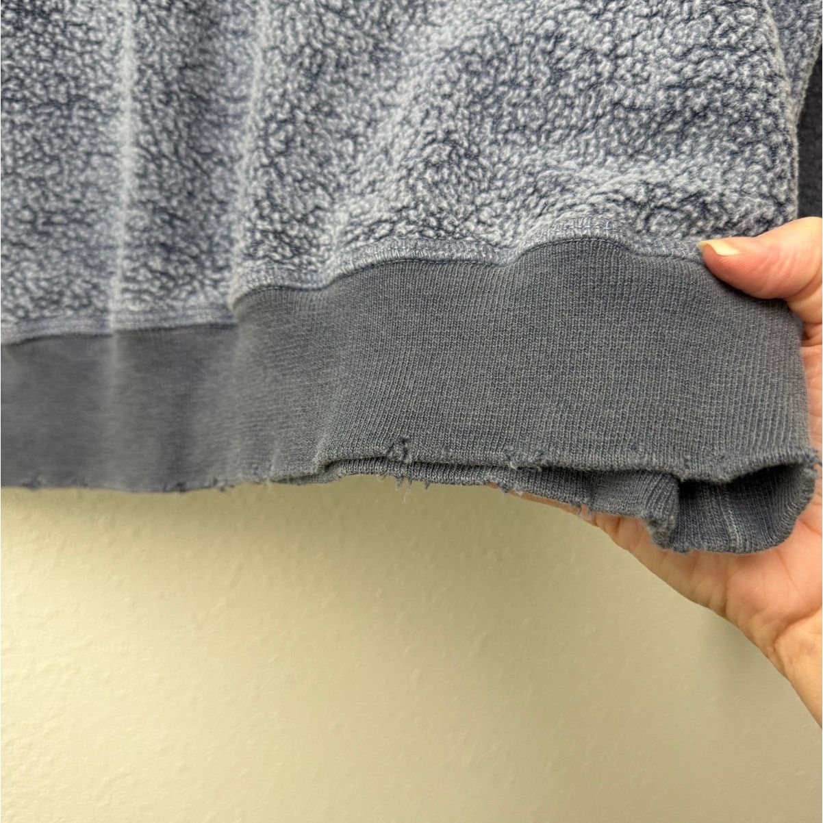 THE GREAT The Great. Blue Fleece Sweatshirt Distressed Raw Hem Size 0 Size XS / US 0-2 / IT 36-38 - 10 Thumbnail