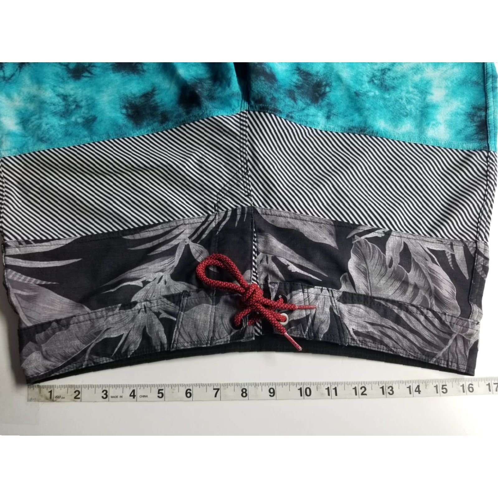 Billabong Billabong Boardshorts Men 31 Beach Surf Trunks Blue Gray Multicolor Trunks Surfing Brand 31 Mens Size US 31 - 3 Thumbnail
