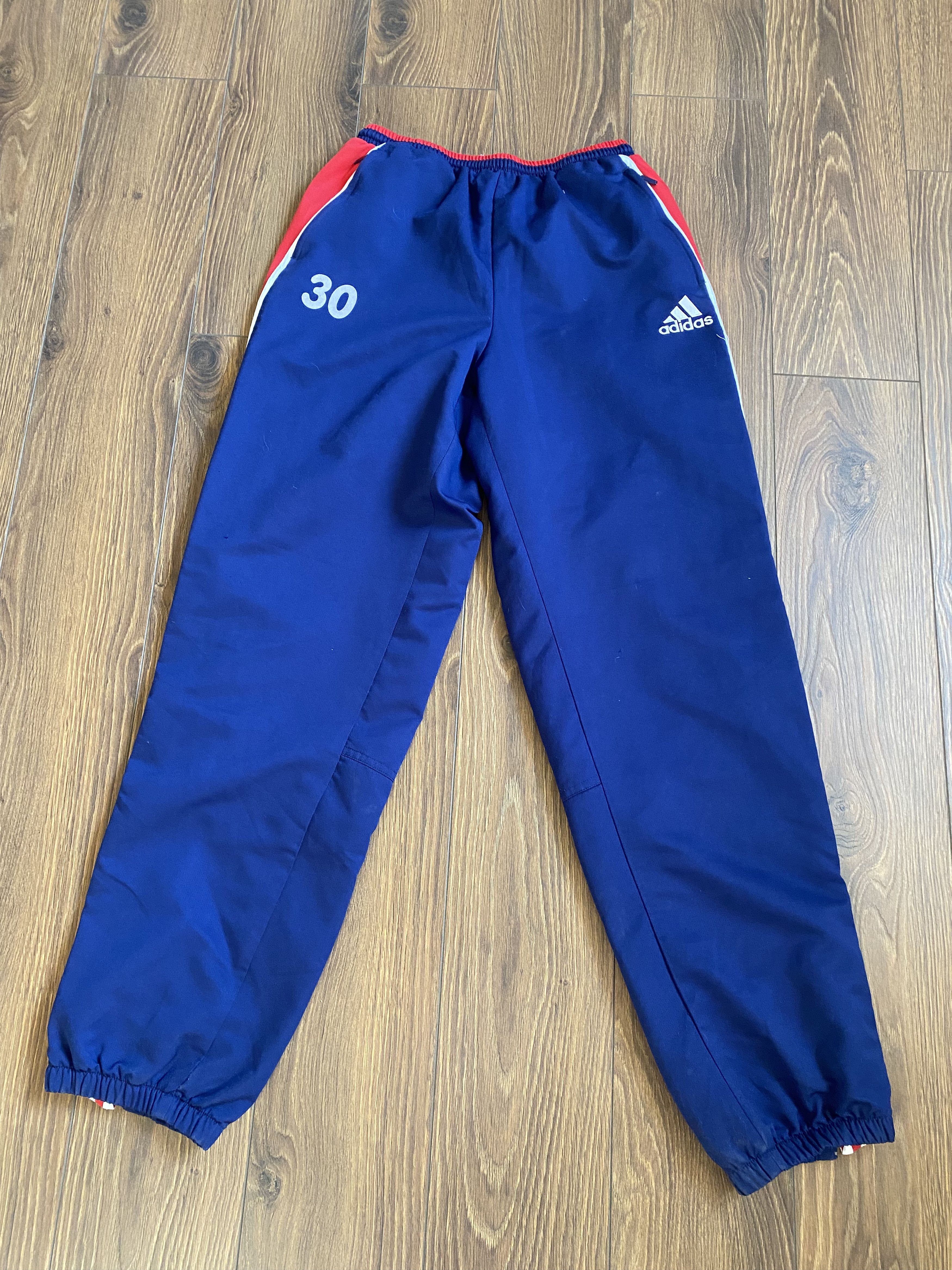 Adidas Vintage 80/90' ADIDAS Men's Sweatpants - D176 - UNIQUE Size US 36 / EU 52 - 4 Thumbnail