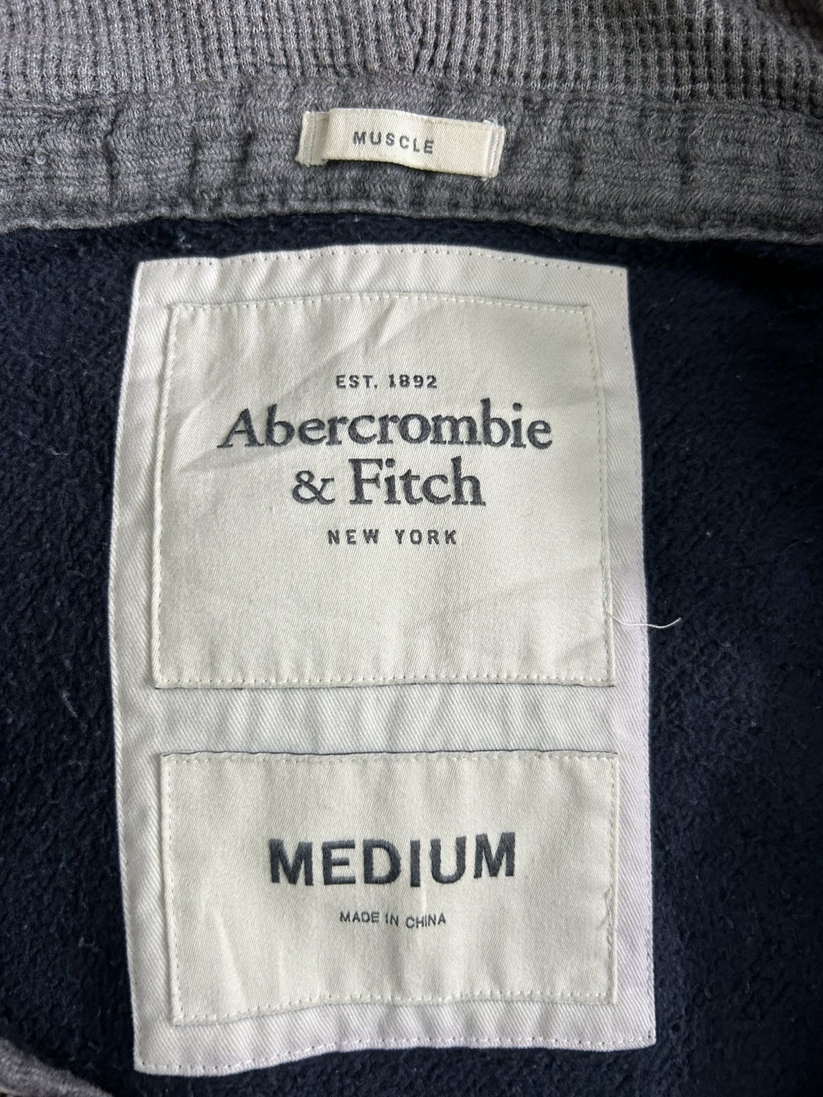 Abercrombie & Fitch Vintage Abercrombie & Fitch NY New York Hoodie Size US M / EU 48-50 / 2 - 9 Thumbnail