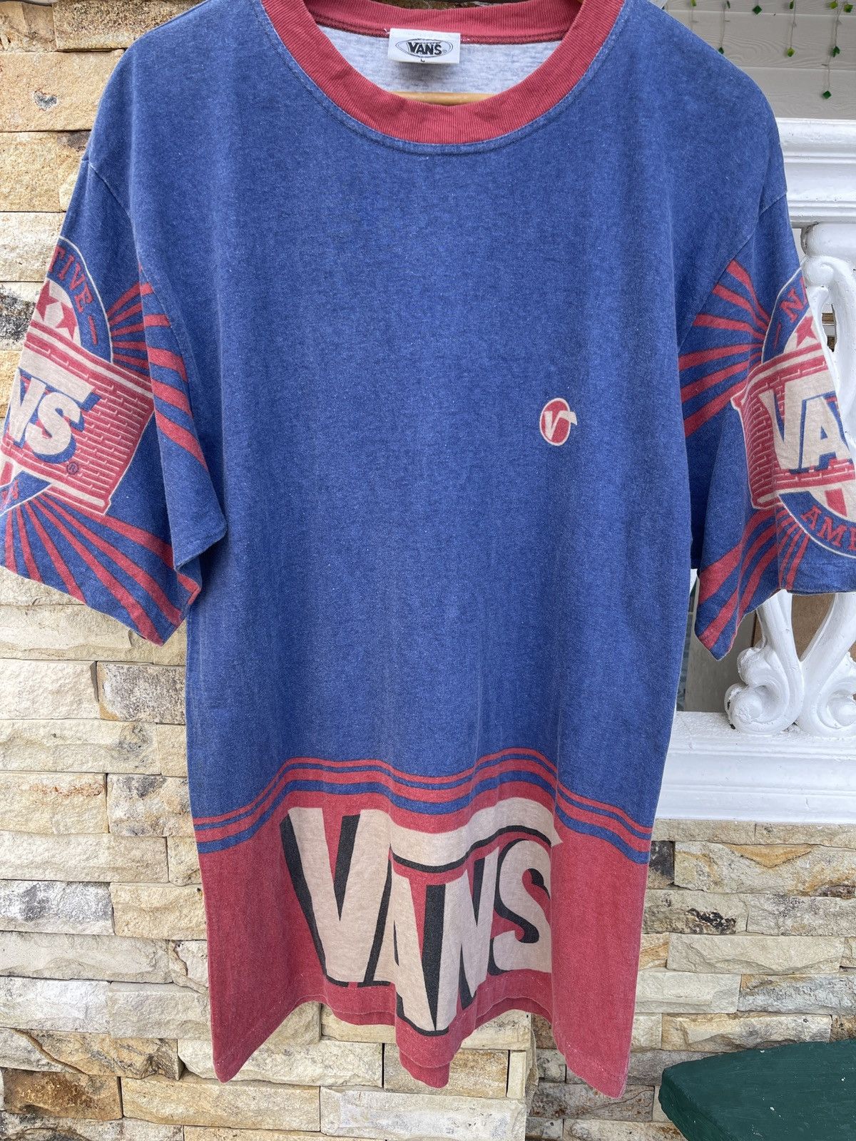 Vans × Vintage Last Drop🔥Rare🔥Vtg90s VANS Off The Wall Native Overprint Tee Size US L / EU 52-54 / 3 - 6 Thumbnail
