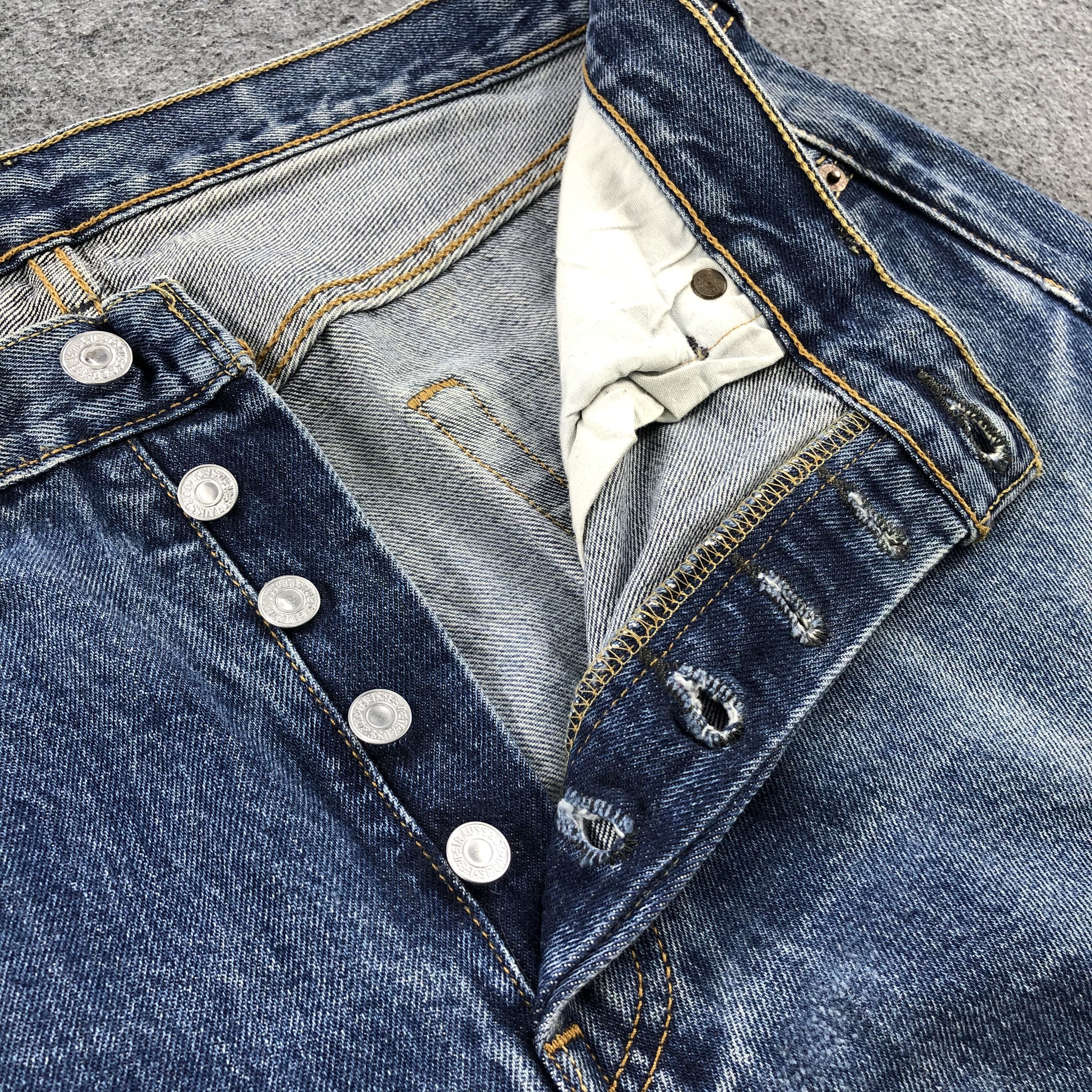 Levi's Vintage Levis 501 Jeans-JM1623 Size US 35 - 10 Thumbnail
