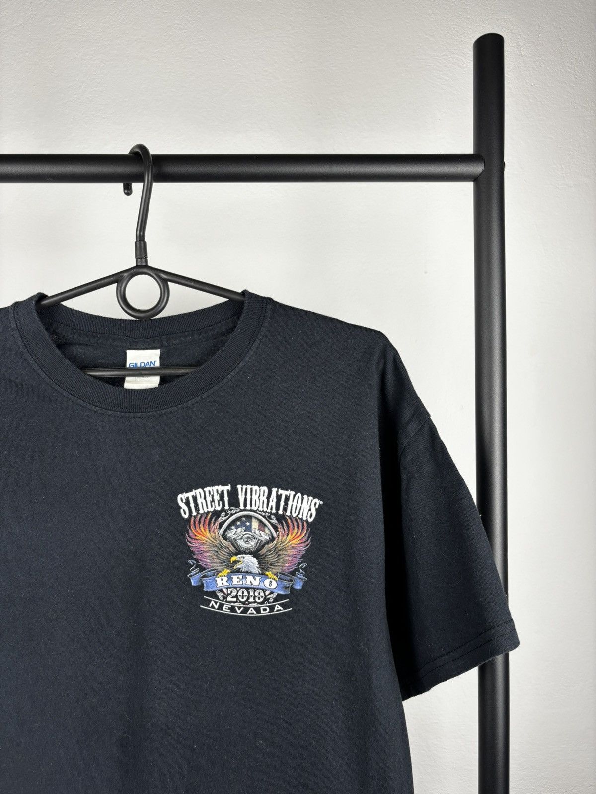 Band Tees Street Vibrations 2019 t shirt size L Size US L / EU 52-54 / 3 - 3 Thumbnail