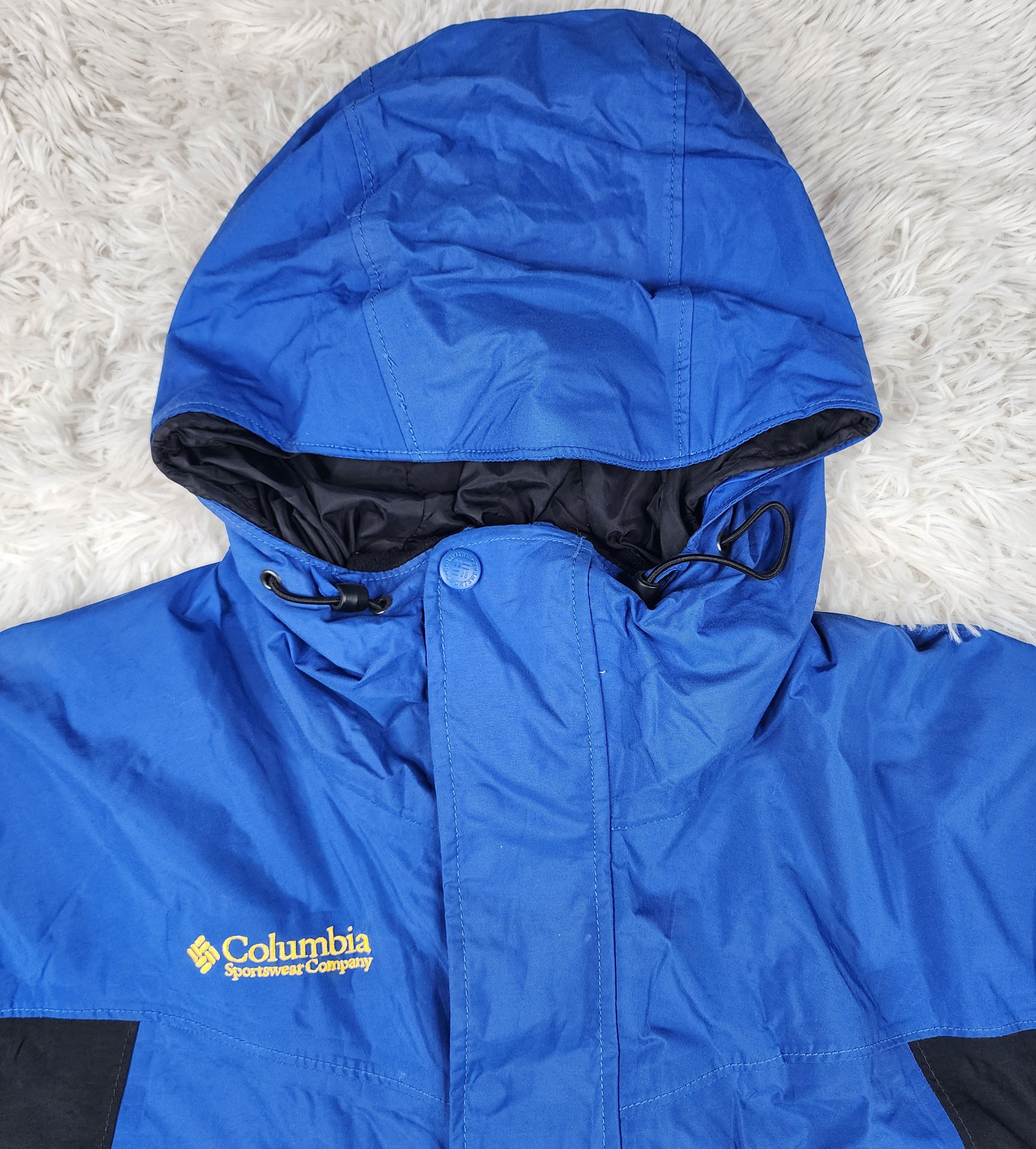 Columbia Vintage Columbia sportwear OMNI TECH windbreaker jacket Size US M / EU 48-50 / 2 - 5 Thumbnail