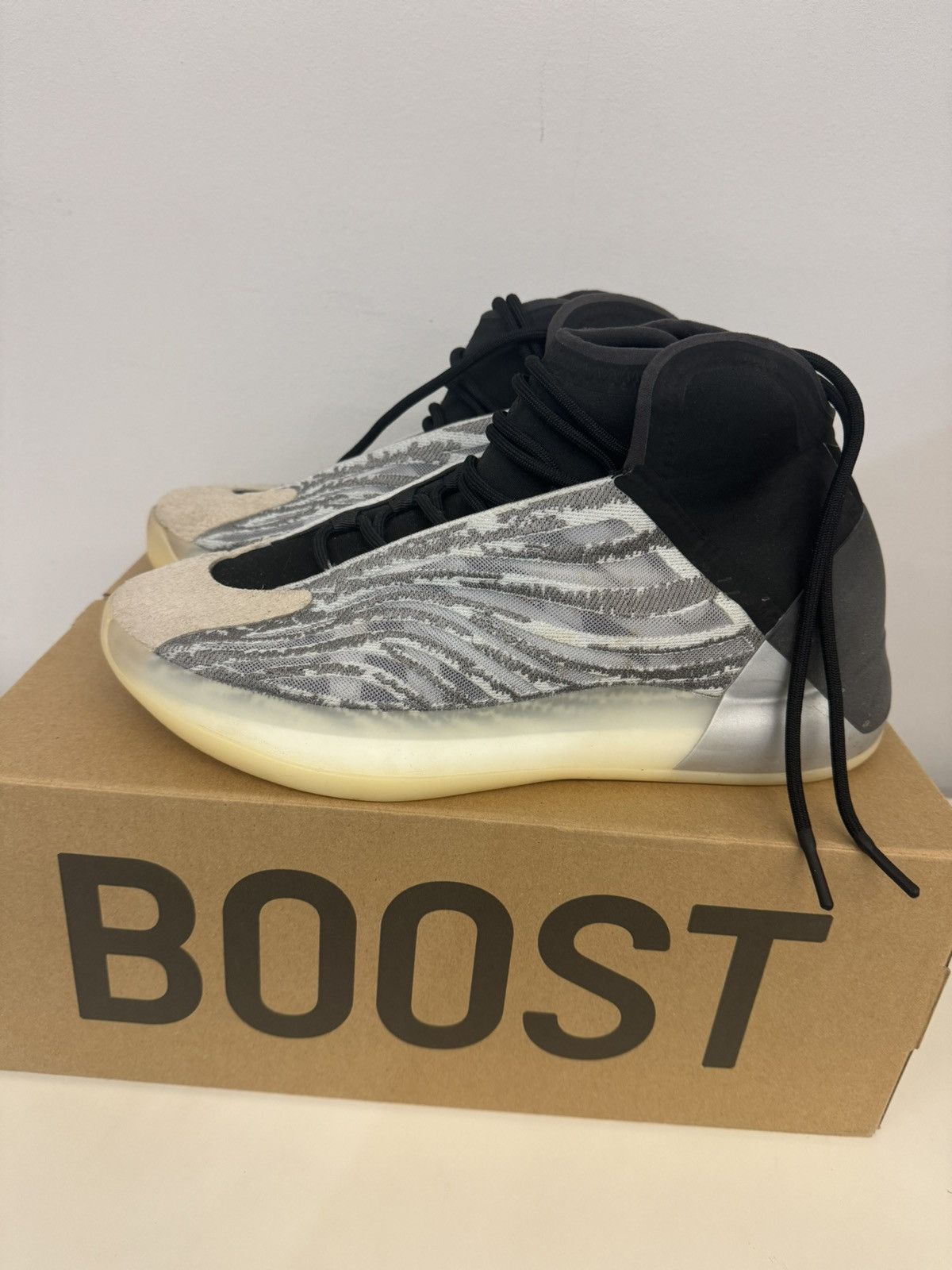 image of Adidas x Kanye West Yeezy Quantum Shoes in Grey, Men's (Size 11)