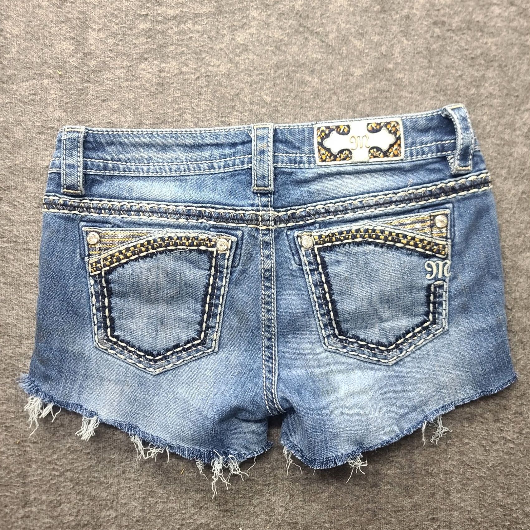 Miss Me Miss Me Cut Off Shorts Womens 27 Regular Low Rise Distressed Stretch Denim Blue 5-Pocket Size 27" / US 4 / IT 40 - 2 Thumbnail
