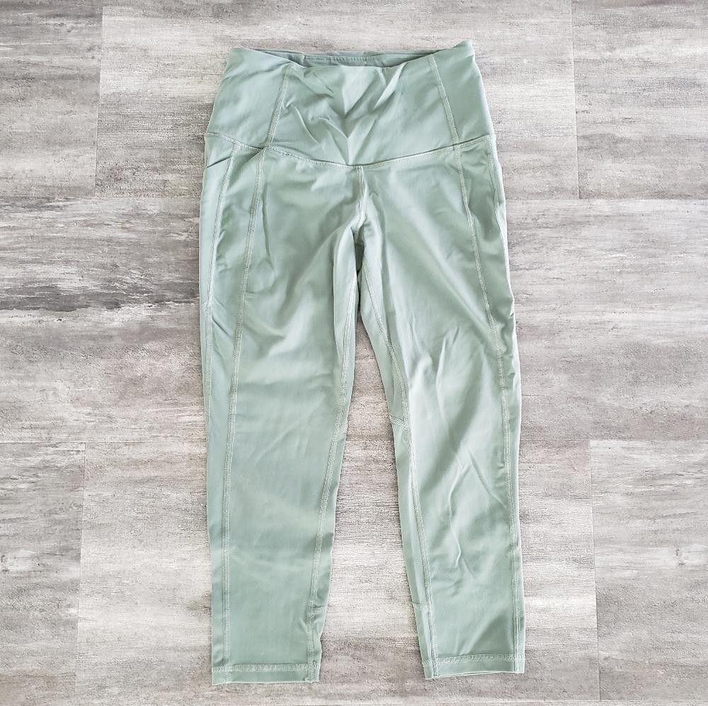 Designer Olive Muted High Waisted VS Knockout Capri Size 28" / US 6 / IT 42 - 1 Thumbnail