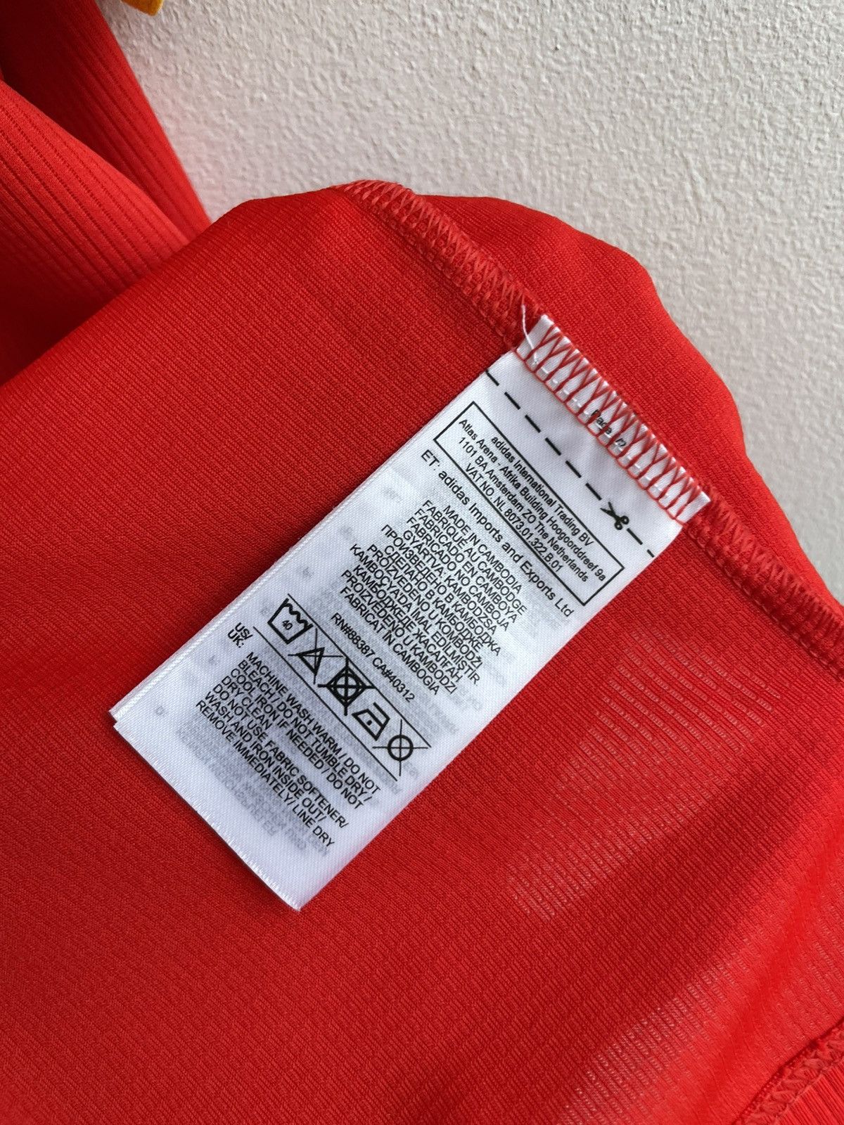 Adidas WALES 2020 2021 HOME FOOTBALL SHIRT SOCCER JERSEY ADIDAS Size US M / EU 48-50 / 2 - 11 Thumbnail
