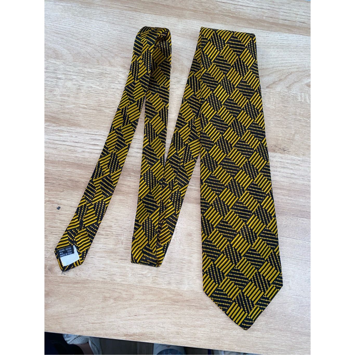 Valextra Renato Balestra Italian Gold and Black Geometric Neck Tie Size ONE SIZE - 1 Thumbnail