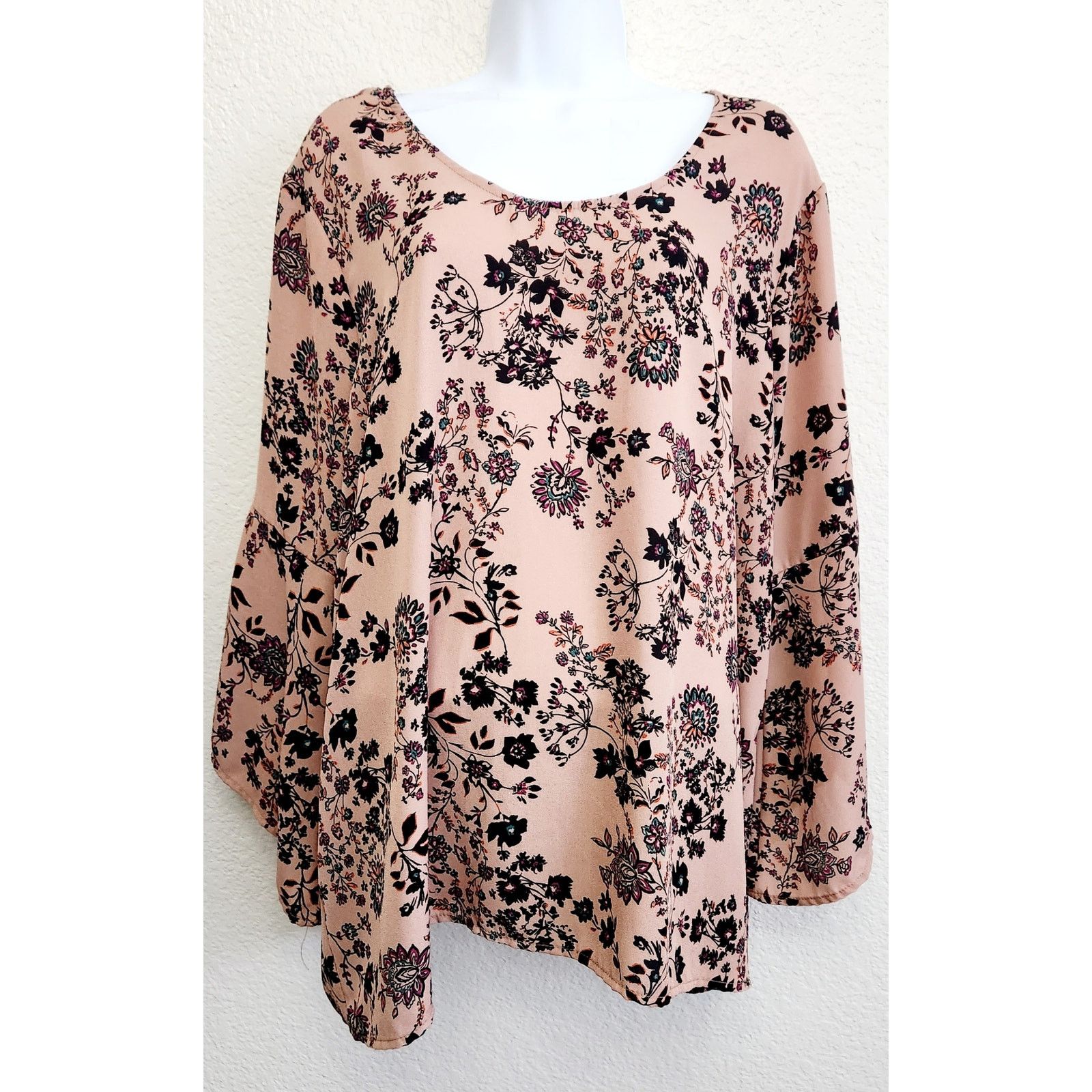 Other Liberty Love Multicolor Floral Bell Sleeve Top 2XL Plus Size XXL / US 16-18 / IT 52-54 - 1 Thumbnail