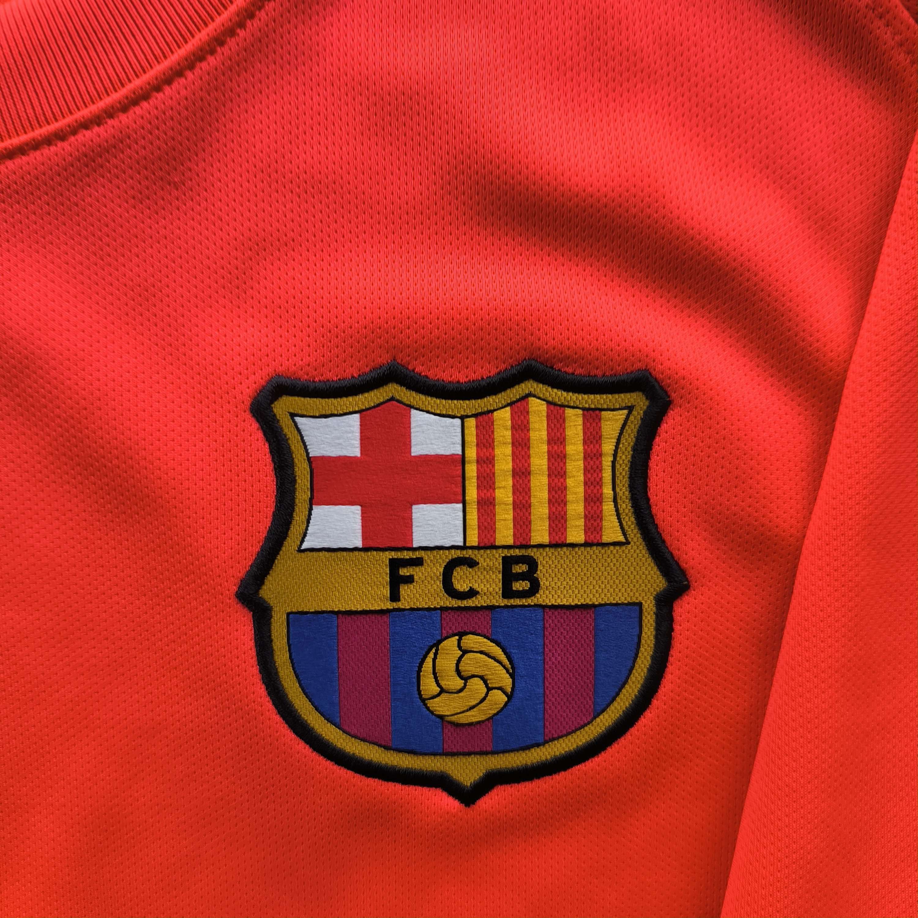 Nike FC Barcelona 2014-15 Nike away Messi football jersey size L Size US L / EU 52-54 / 3 - 3 Thumbnail