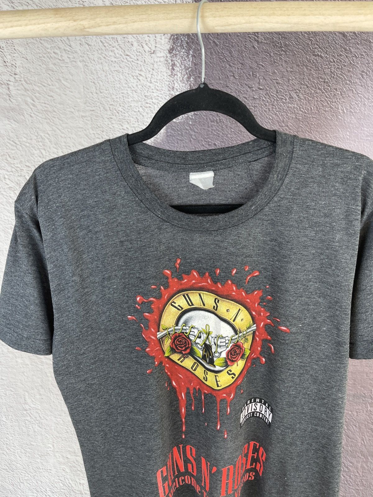 Band Tees Guns n’ roses Parental Advisory vintage band tee shirt Size US M / EU 48-50 / 2 - 2 Thumbnail