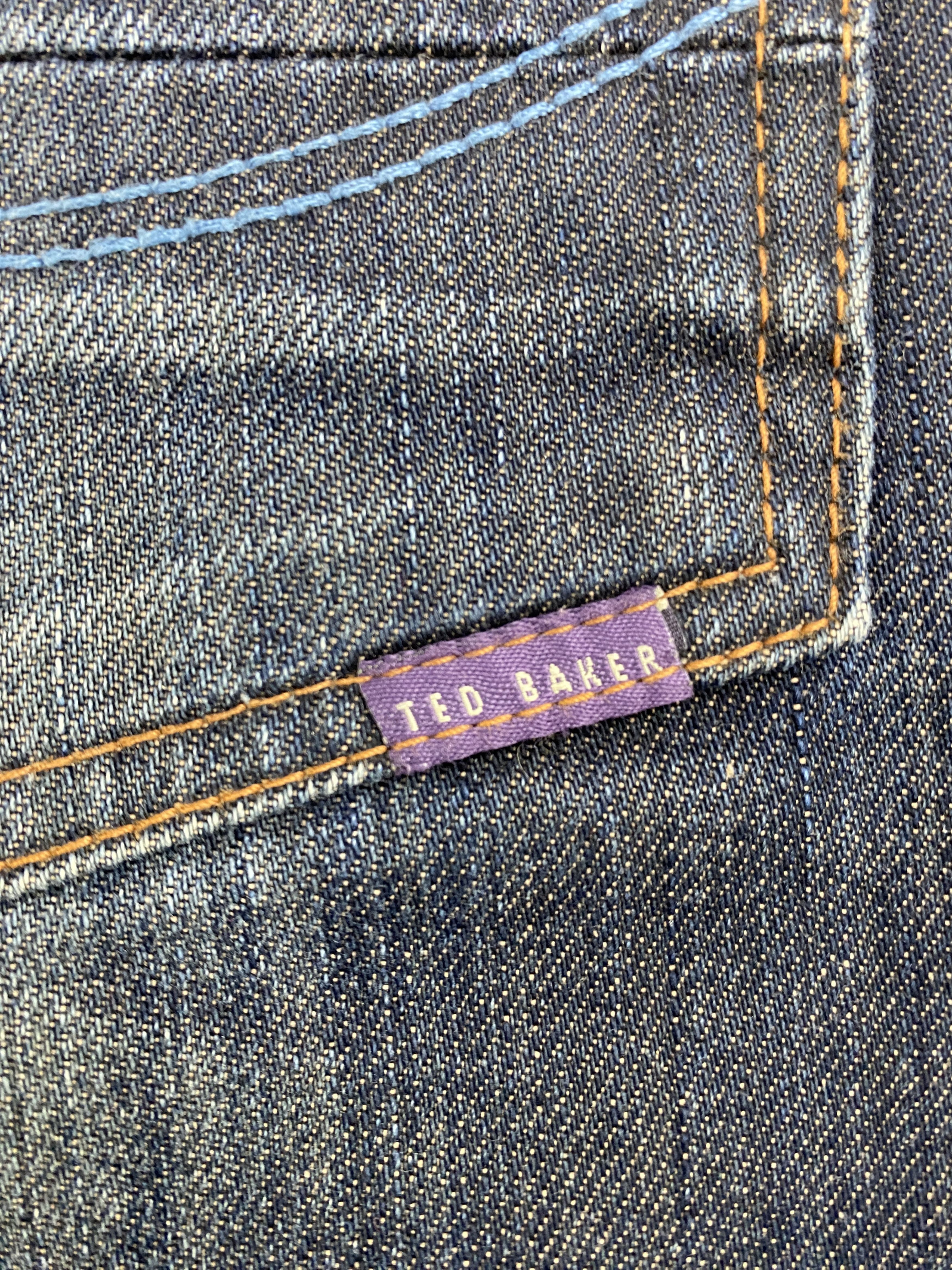 Ted Baker Vintage Ted Baker Faded Blue Jeans S0029 Size US 35 - 8 Thumbnail
