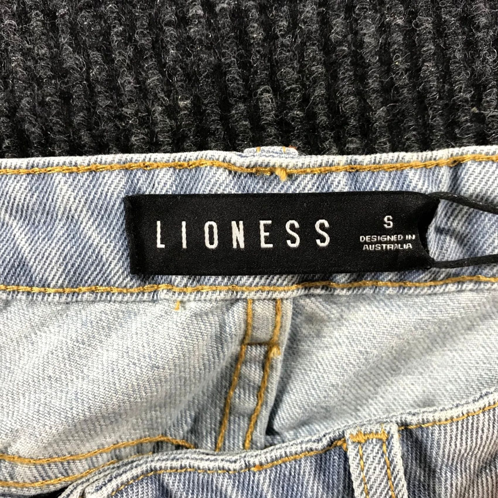 Lioness VINTAGE Lioness Alabama Jeans Light Denim High Rise Straight Slit Size S NEW Size 27" / US 4 / IT 40 - 7 Thumbnail