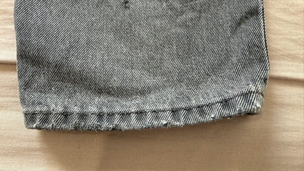 Levi's Vintage 90s Levi's 501 Faded Black / Charcoal Made in USA Size 27" / US 4 / IT 40 - 12 Thumbnail