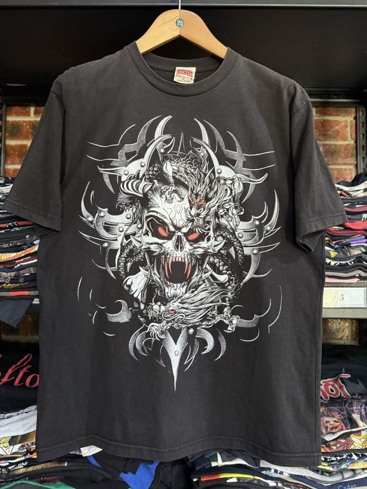 Vintage Thrashed Vintage 90s Graphics Skulls Dragon Backhit Faded T Size US XL / EU 56 / 4 - 1 Thumbnail