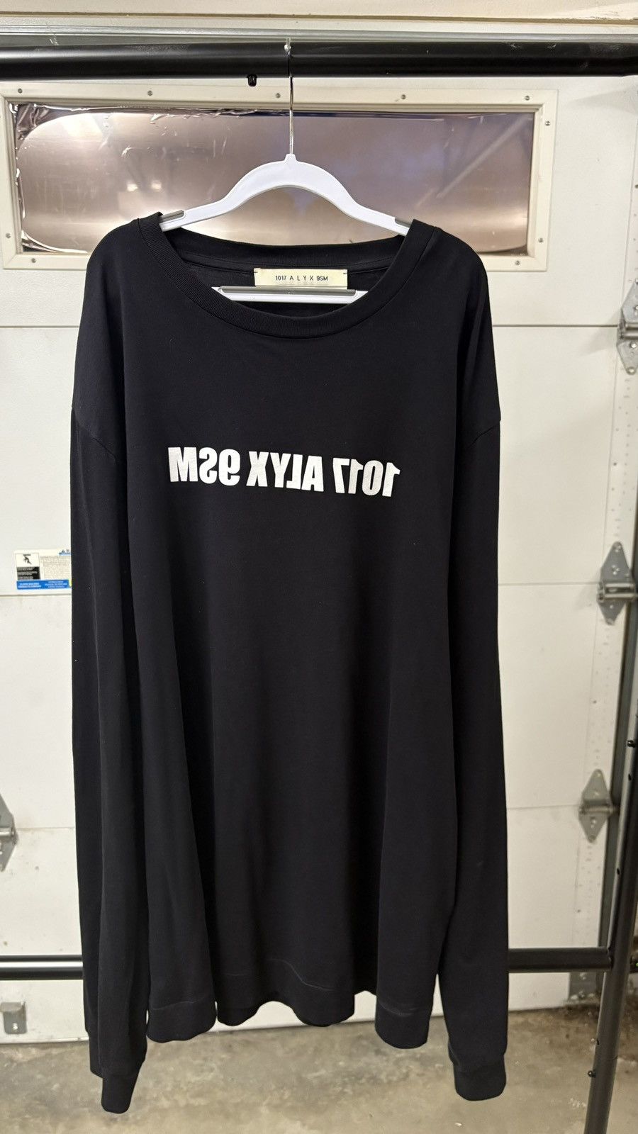 1017 ALYX 9SM 1017 ALYX 9SM Mirrored Logo Long-Sleeve Tee Size US XXL / EU 58 / 5 - 1 Thumbnail