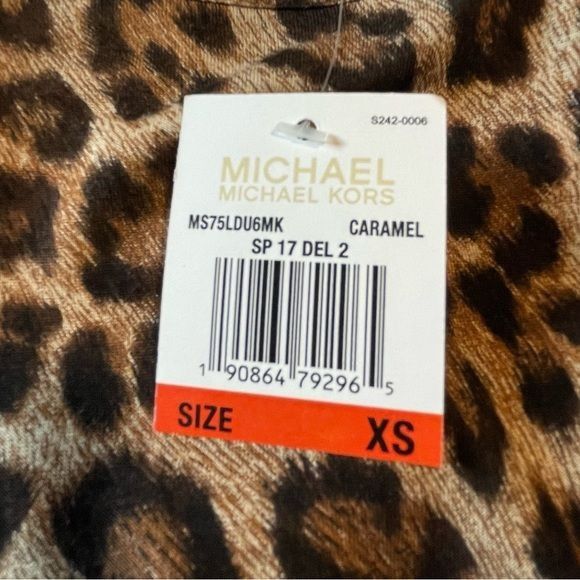 Michael Kors 𝅺Michael Kors Leopard Animal Print Top Lace Shoulders Women Size XS / US 0-2 / IT 36-38 - 7 Thumbnail