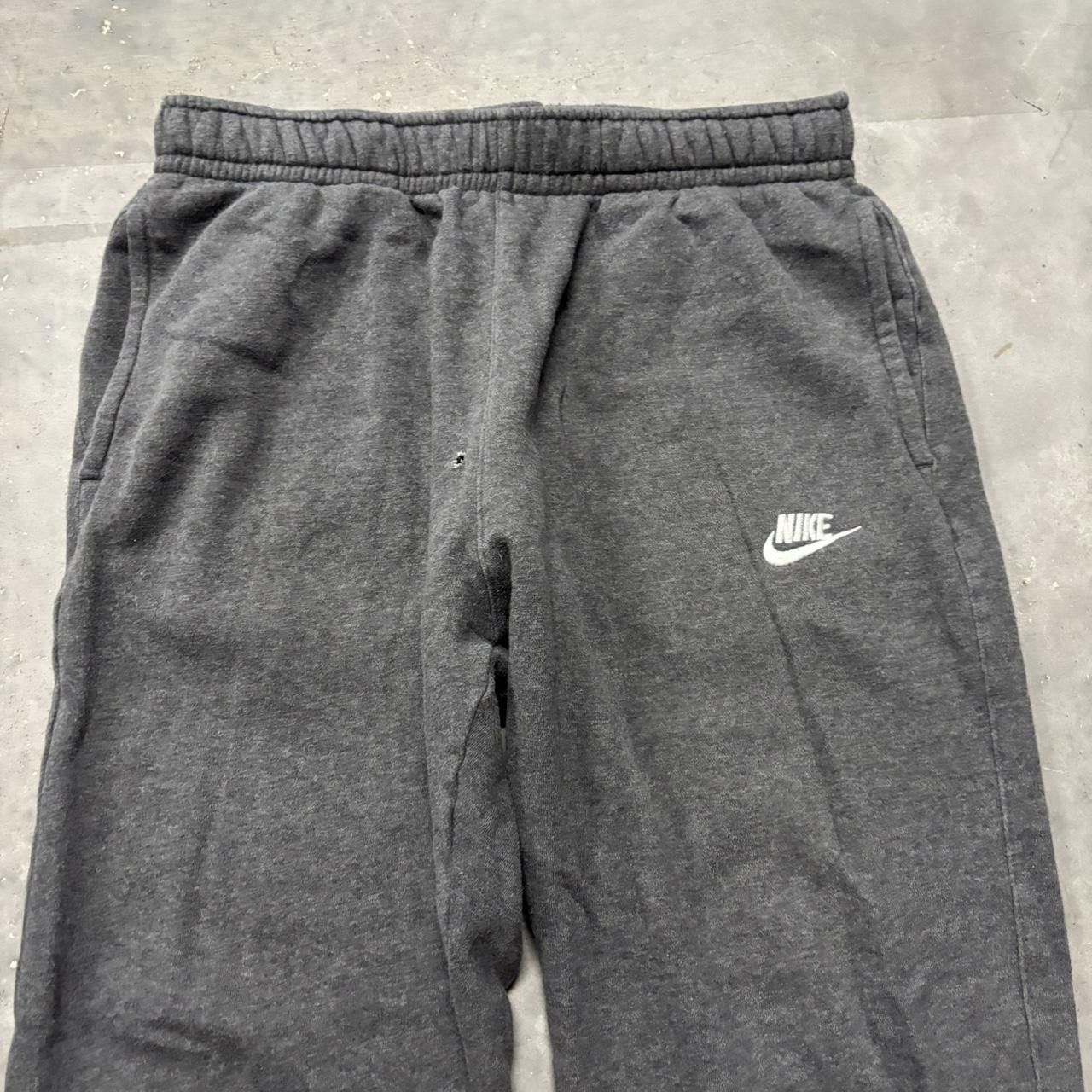 Nike × Vintage Crazy Vintage Y2K/2000s Grey Nike Streetwear Essential Sweatpants! Size US 30 / EU 46 - 4 Thumbnail