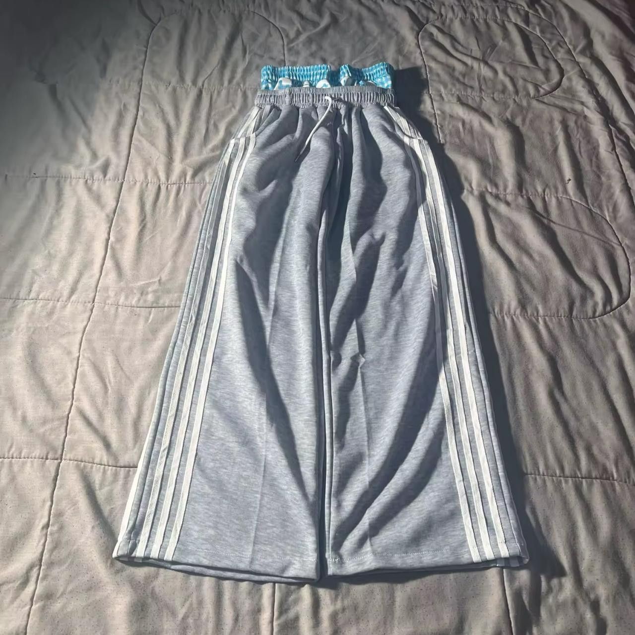 Pre sagged sweatpants