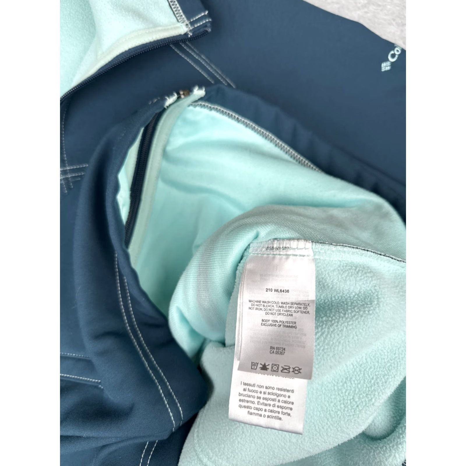Vintage Columbia Jacket Women M Blue Mock Neck Full Zip Fleece Lined Polyester Logo Outdoor 90s? Size M / US 6-8 / IT 42-44 - 7 Thumbnail