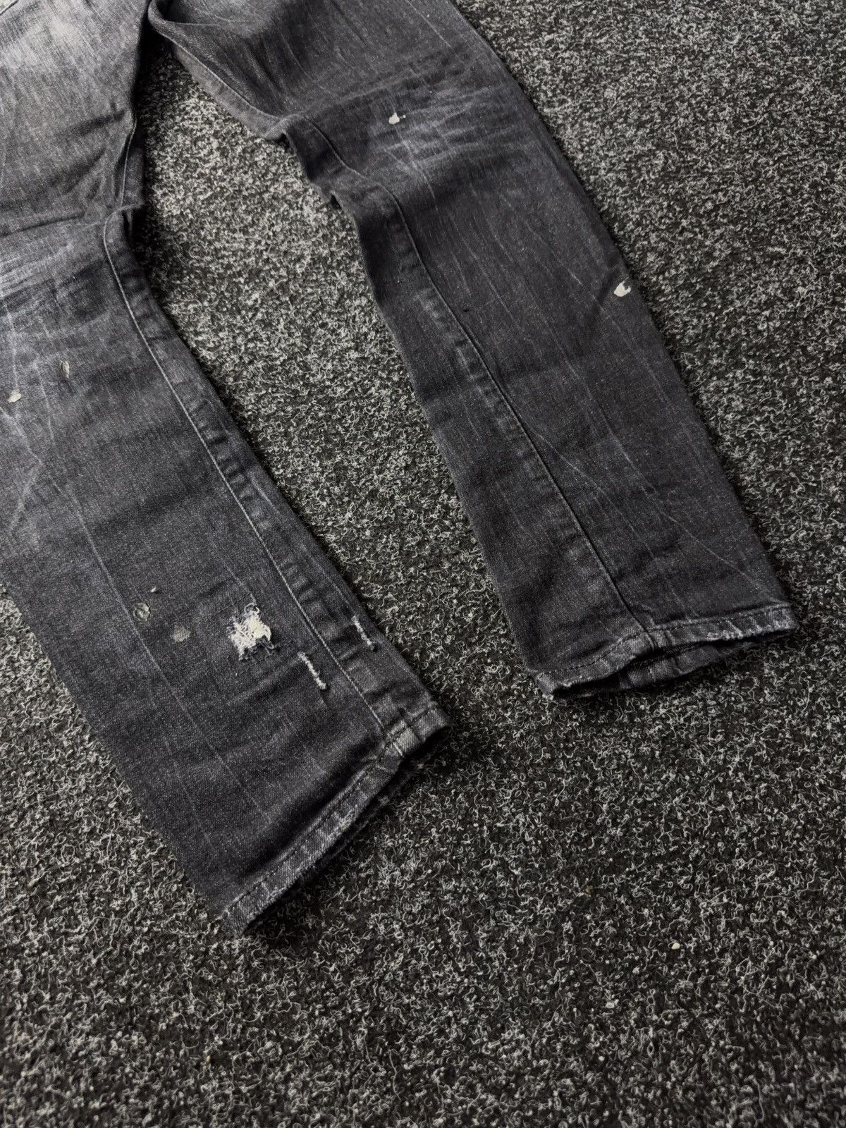 Dsquared2 RARE pants Dsquared2 distressed Denim Y2k style💥🔥 Size US 31 - 16 Thumbnail