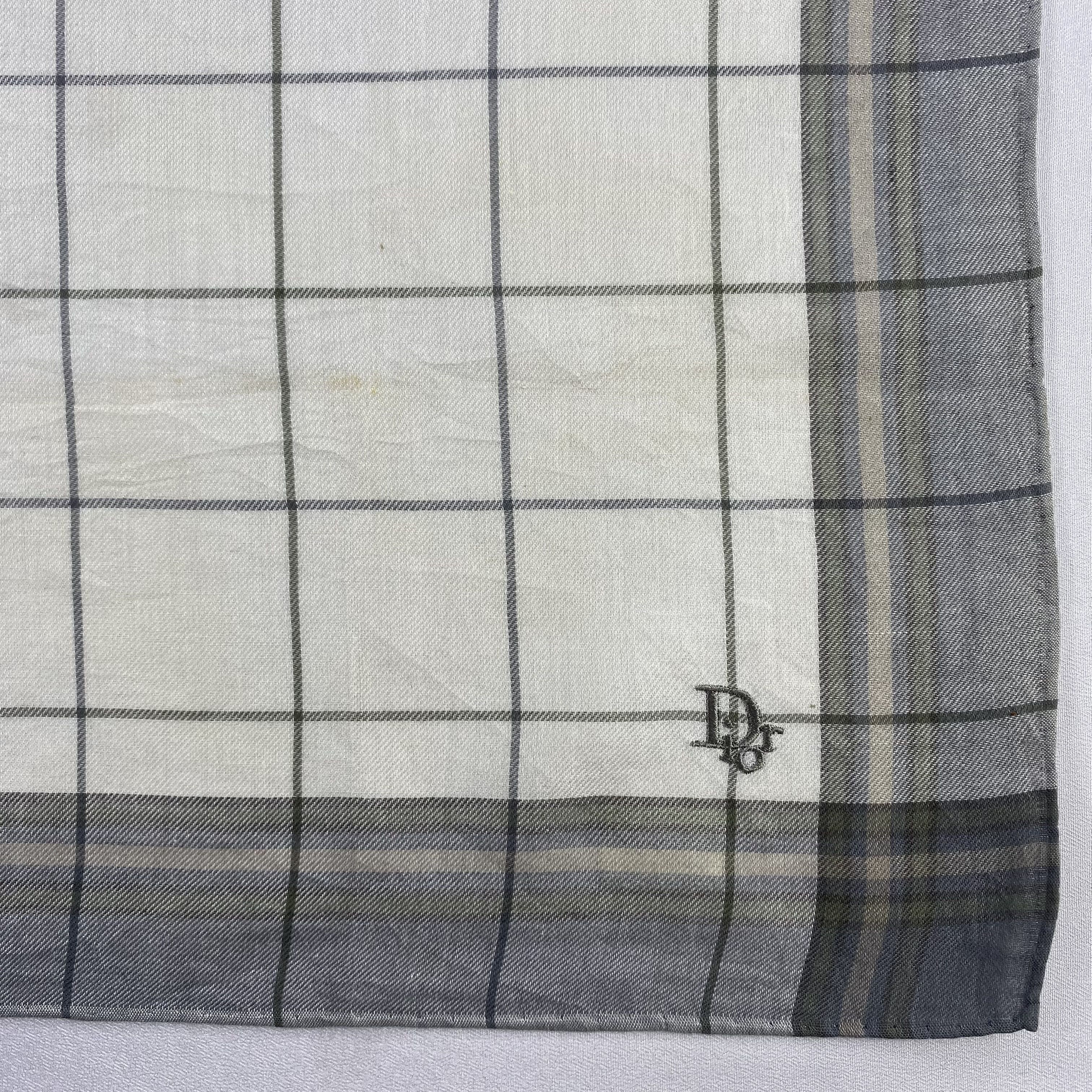 Vintage Dior Bandana/ Handkerchief / Neckerchief-P537 Size ONE SIZE - 3 Thumbnail