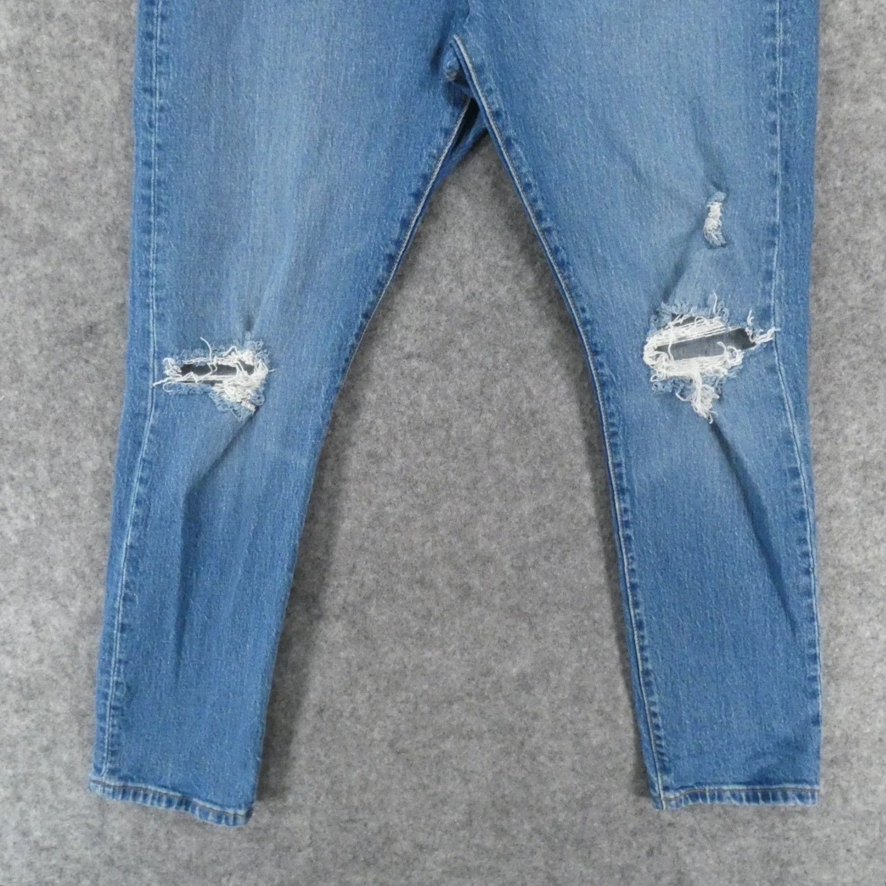 Levi's Levi's 501 Jeans Womens High Rise Straight Light Wash Distressed 31x28 Size 24" / US 00 / IT 34 - 5 Thumbnail