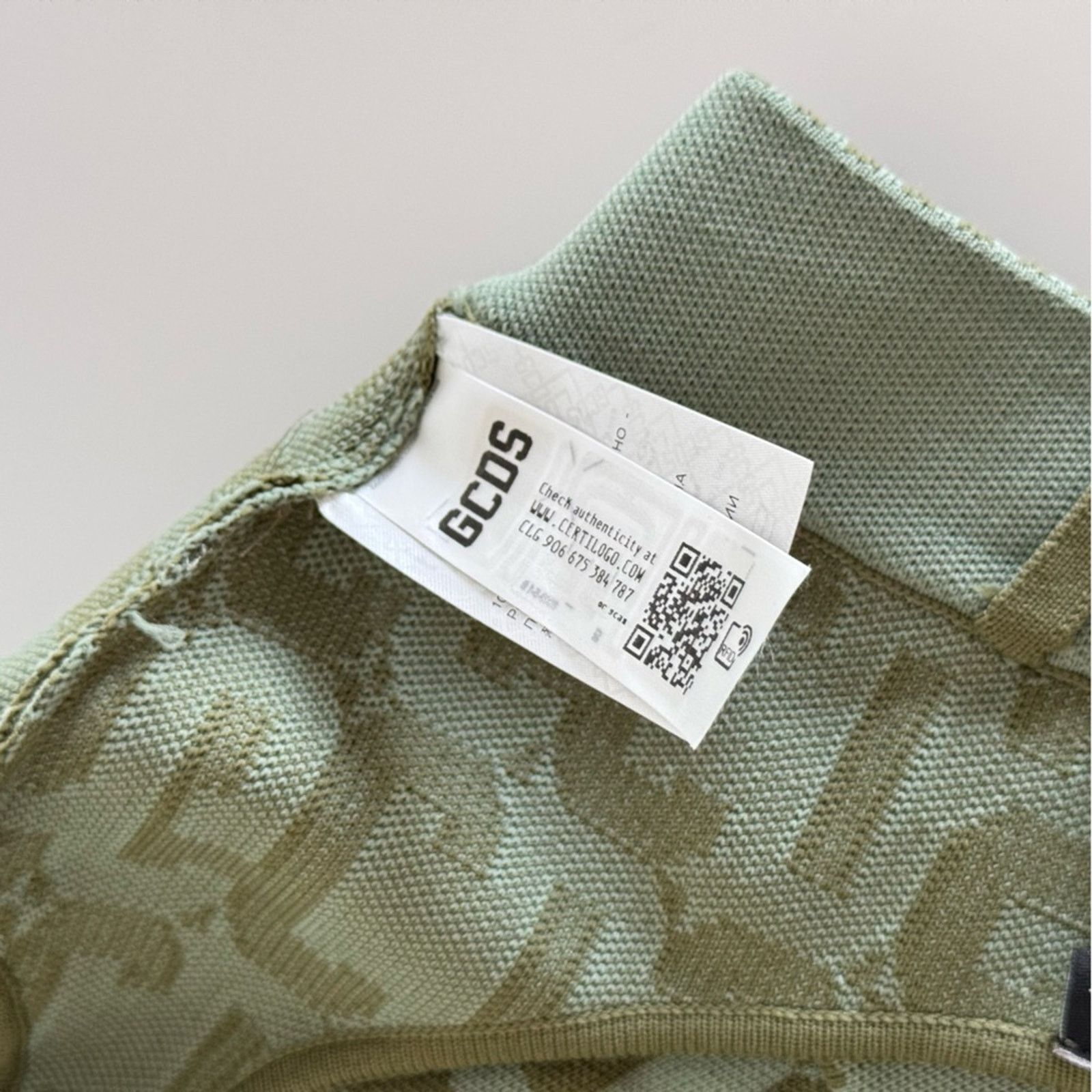 GCDS NWT! GCDS Top, Monogram, Green, Size L, Authentic Size L / US 10 / IT 46 - 11 Thumbnail